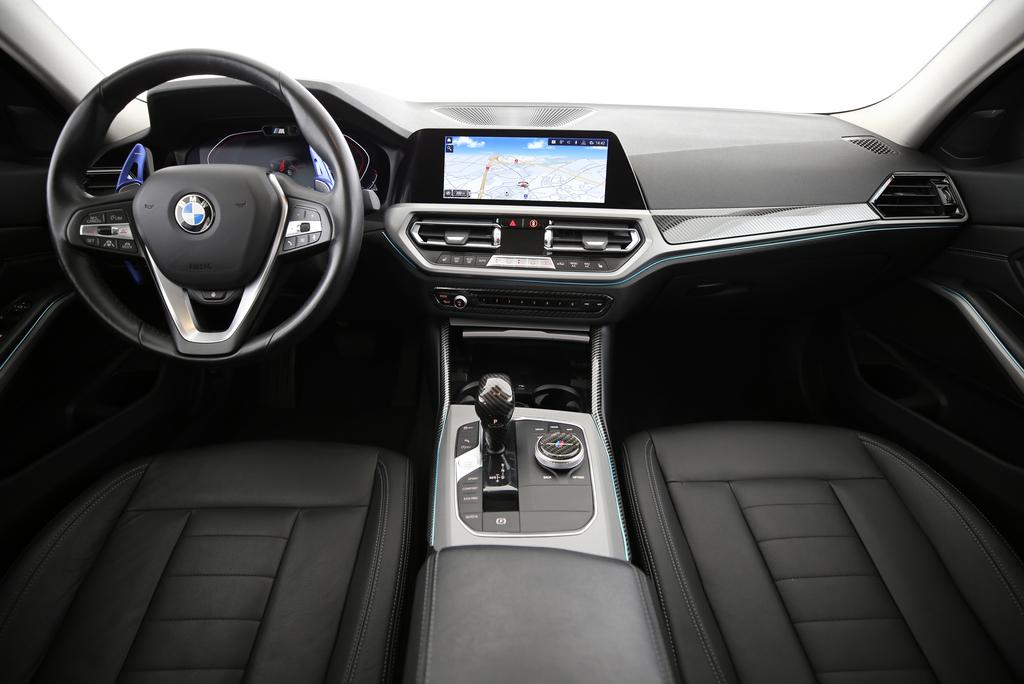 BMW 320d xDrive SAG-image-4