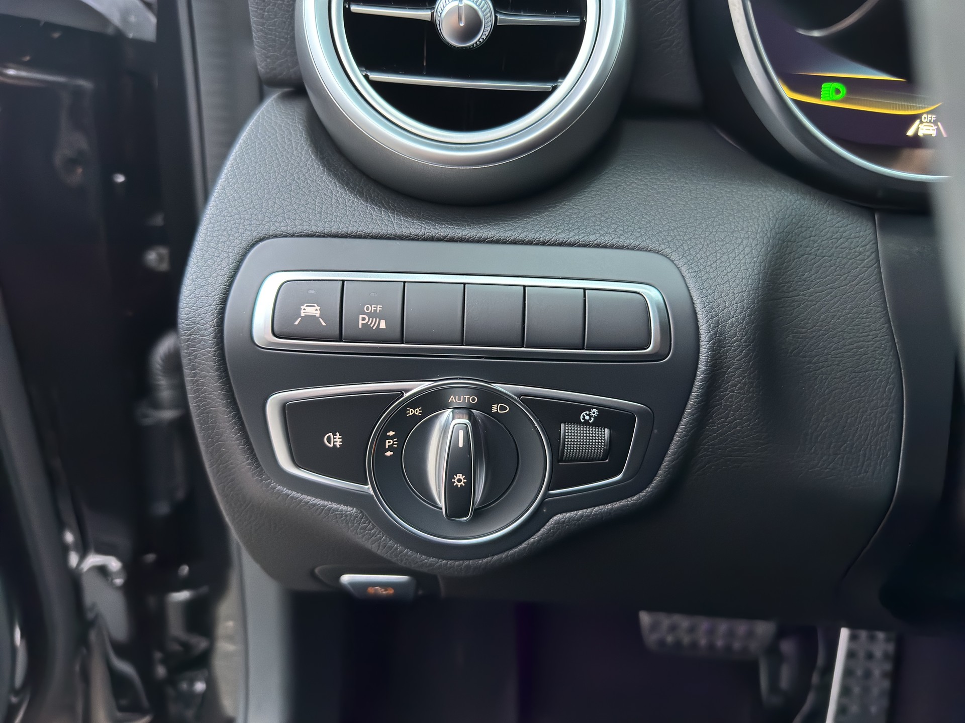 MERCEDES-BENZ C 63 S AMG Performance FACELIFT-image-21