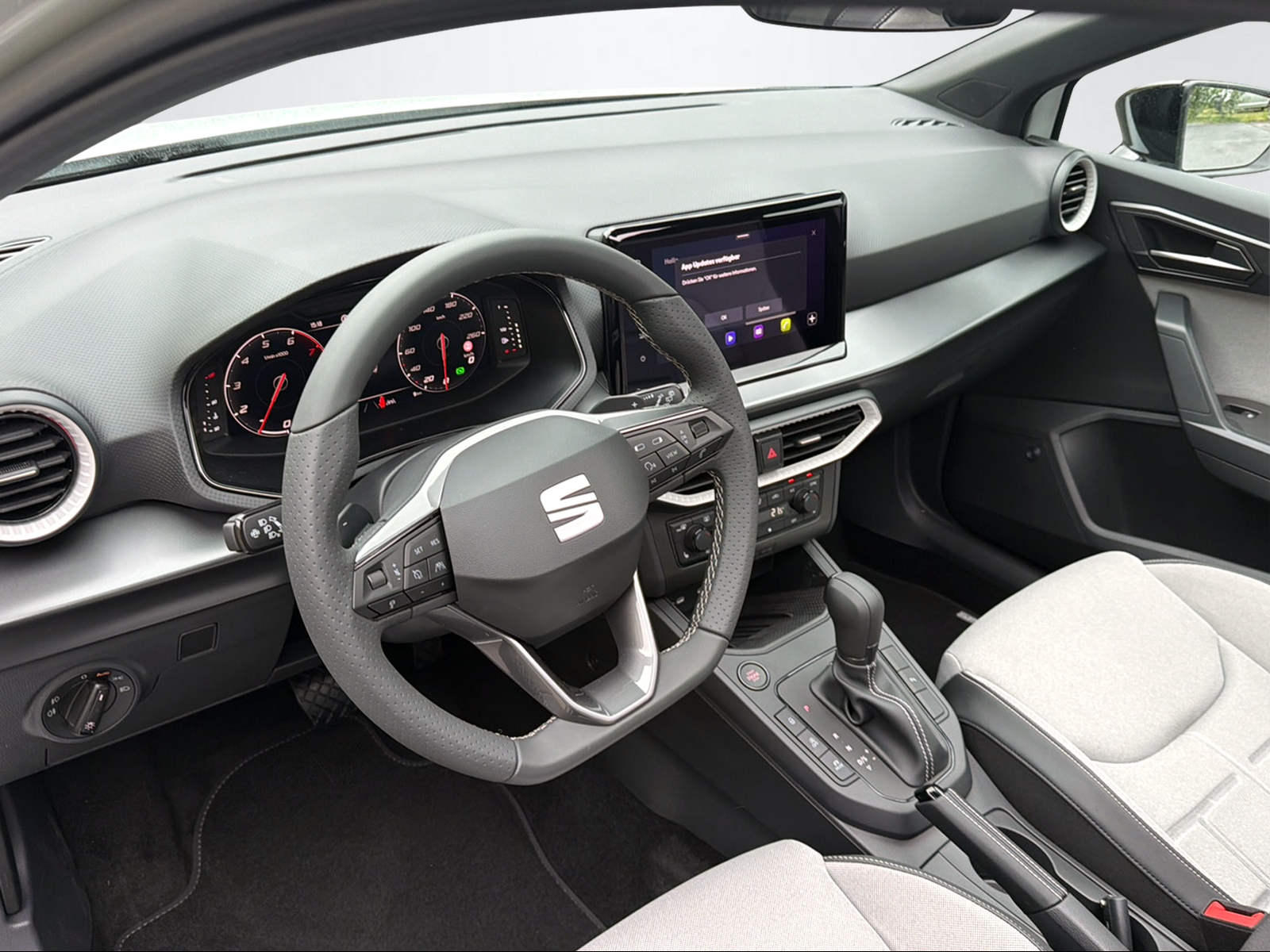 SEAT Ibiza 1.0 TSI 115 Move FR DSG-image-7