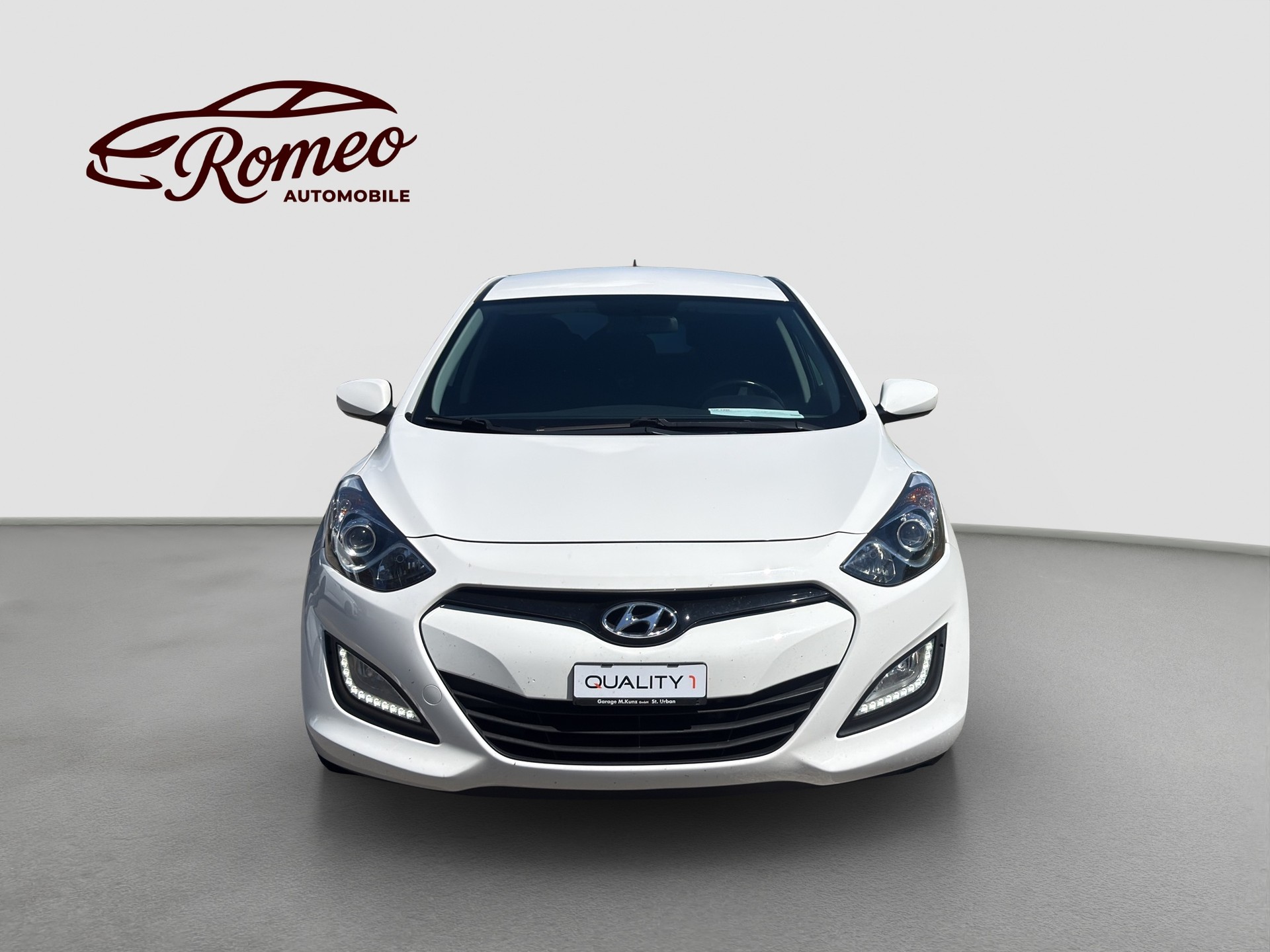 HYUNDAI i30 Wagon 1.6 CRDi Comfort ** Frisch ab MFK und Service **-image-6
