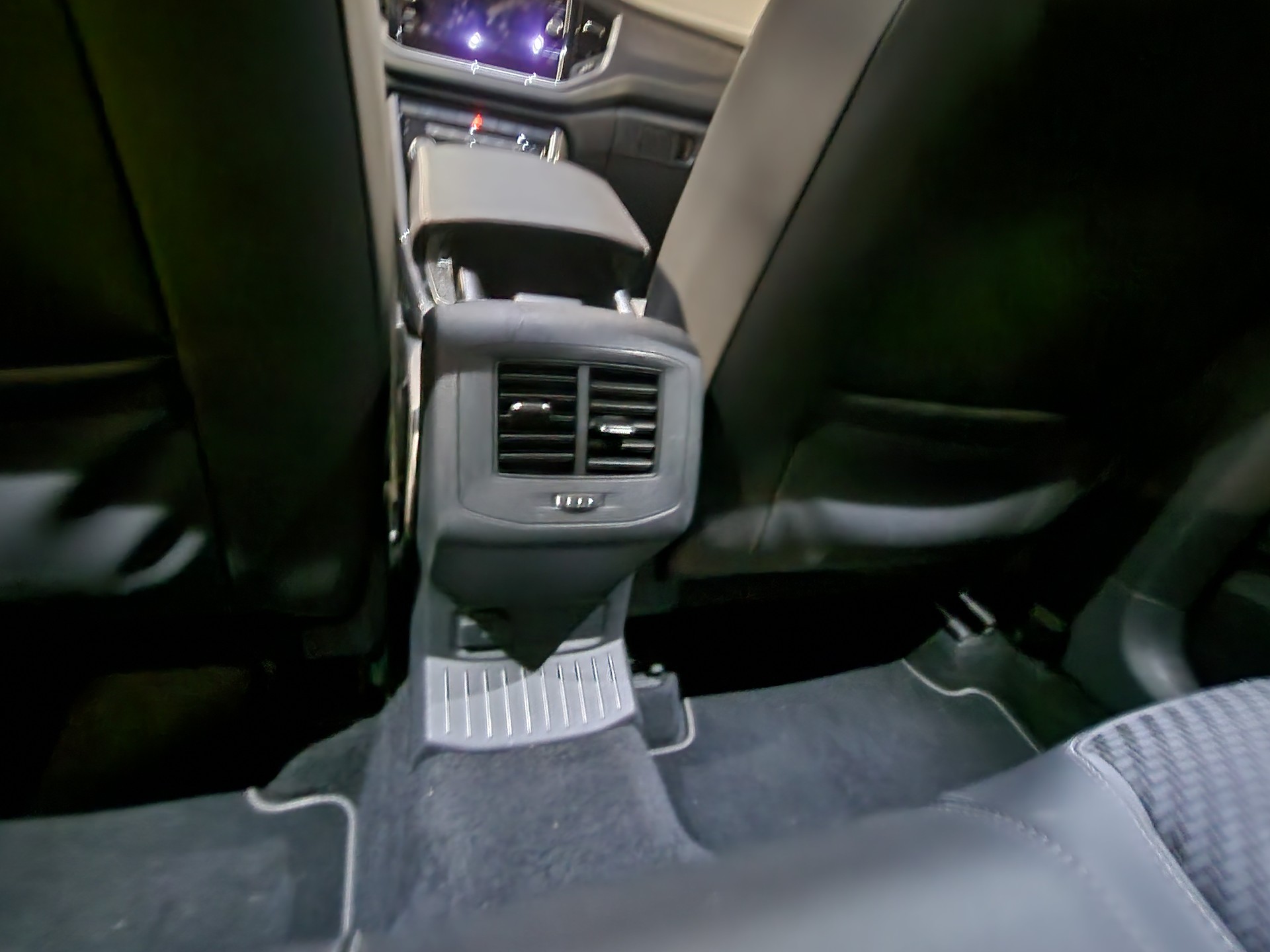 VW 2.0 TDI SCR Sport DSG 4motion. Der einzig richtige!-image-18