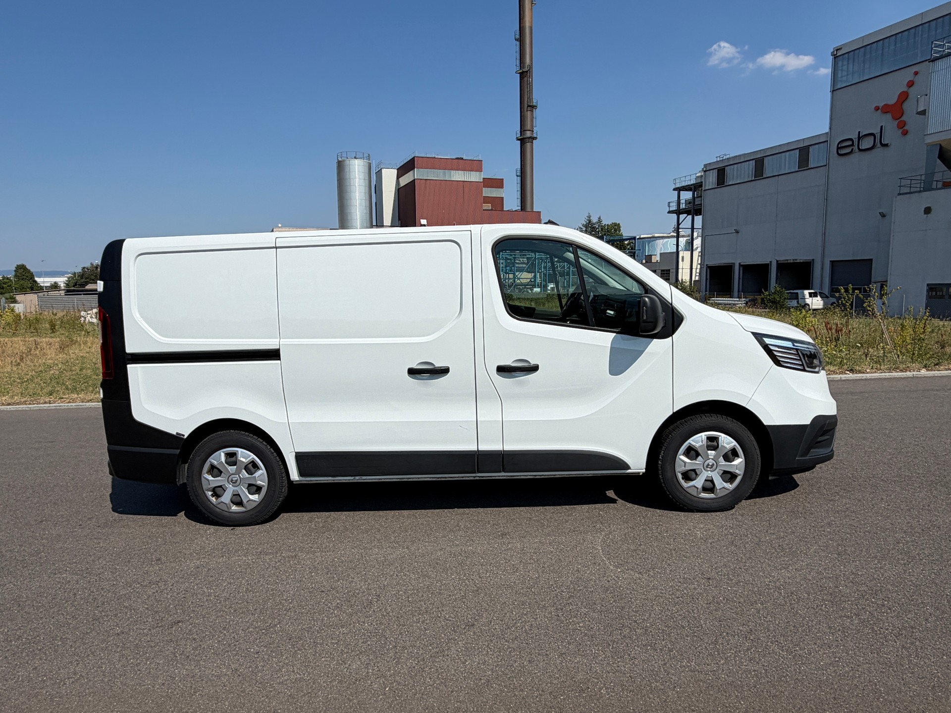 RENAULT Trafic 2.0 Blue dCi 130 Business L1H1 EN-image-5