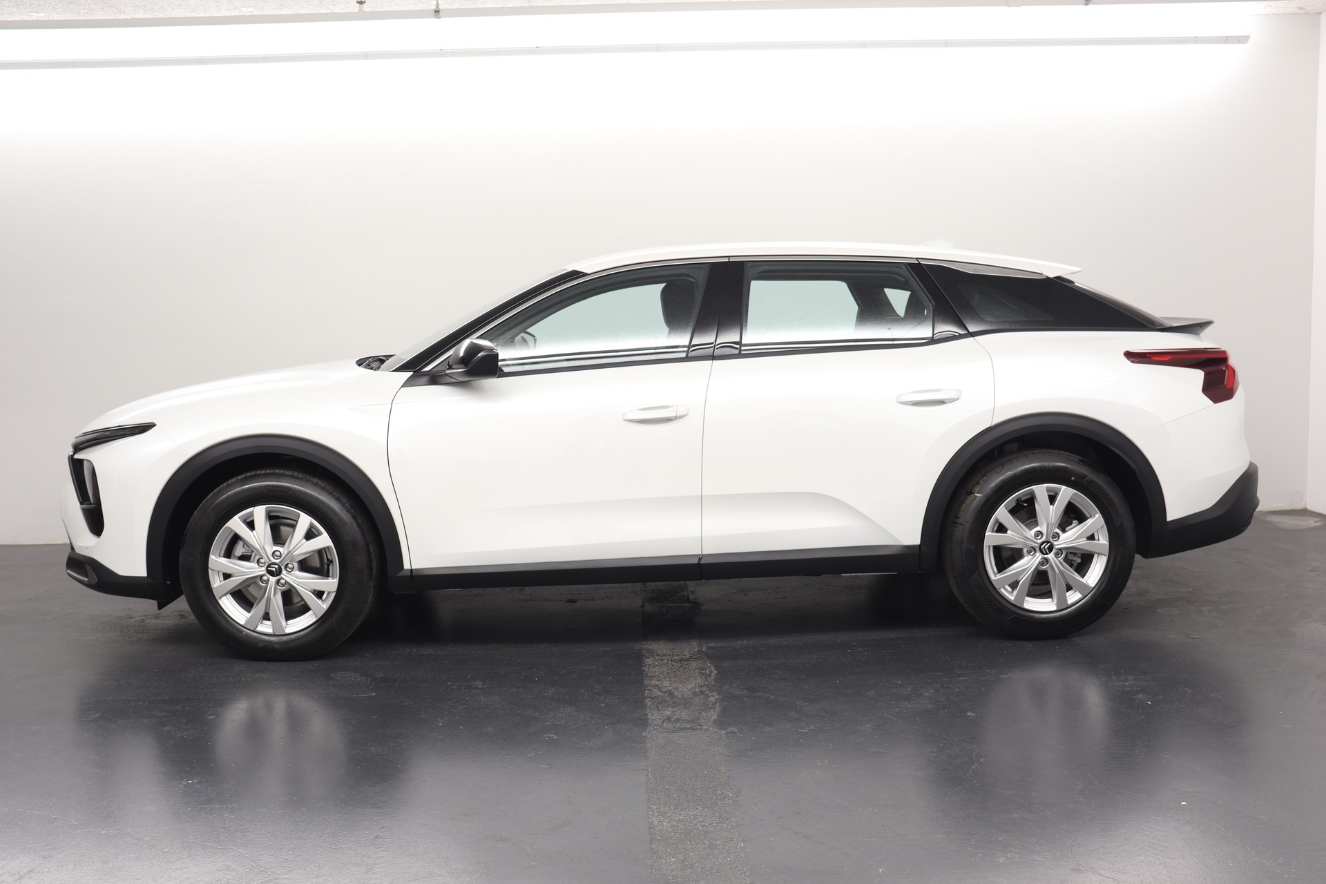 CITROEN C5 X 1.2 PureTech Swiss Edition-showroom-element-1