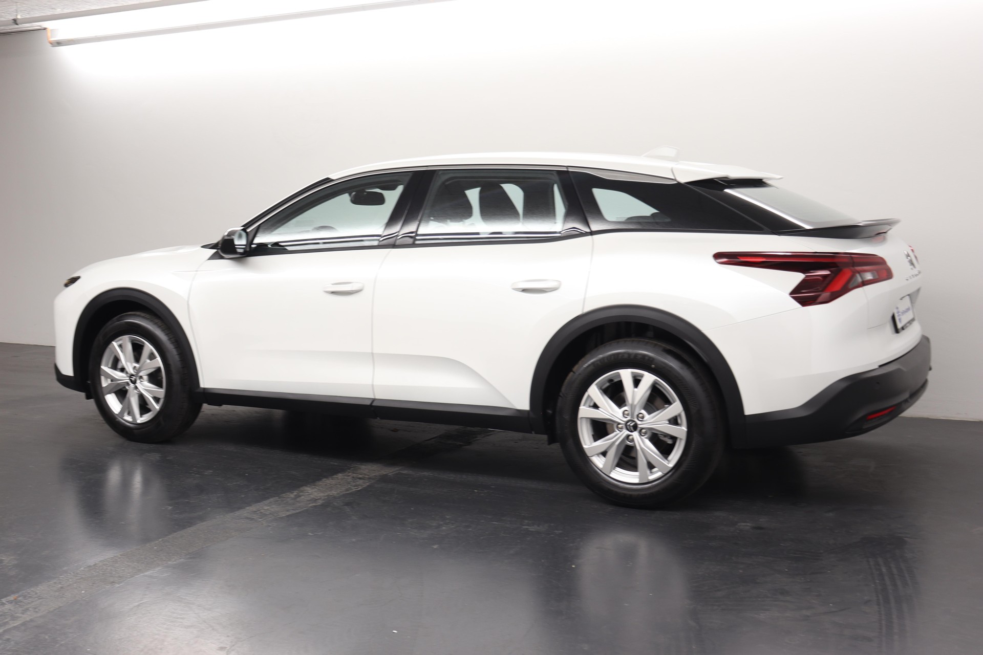 CITROEN C5 X 1.2 PureTech Swiss Edition-showroom-element-2