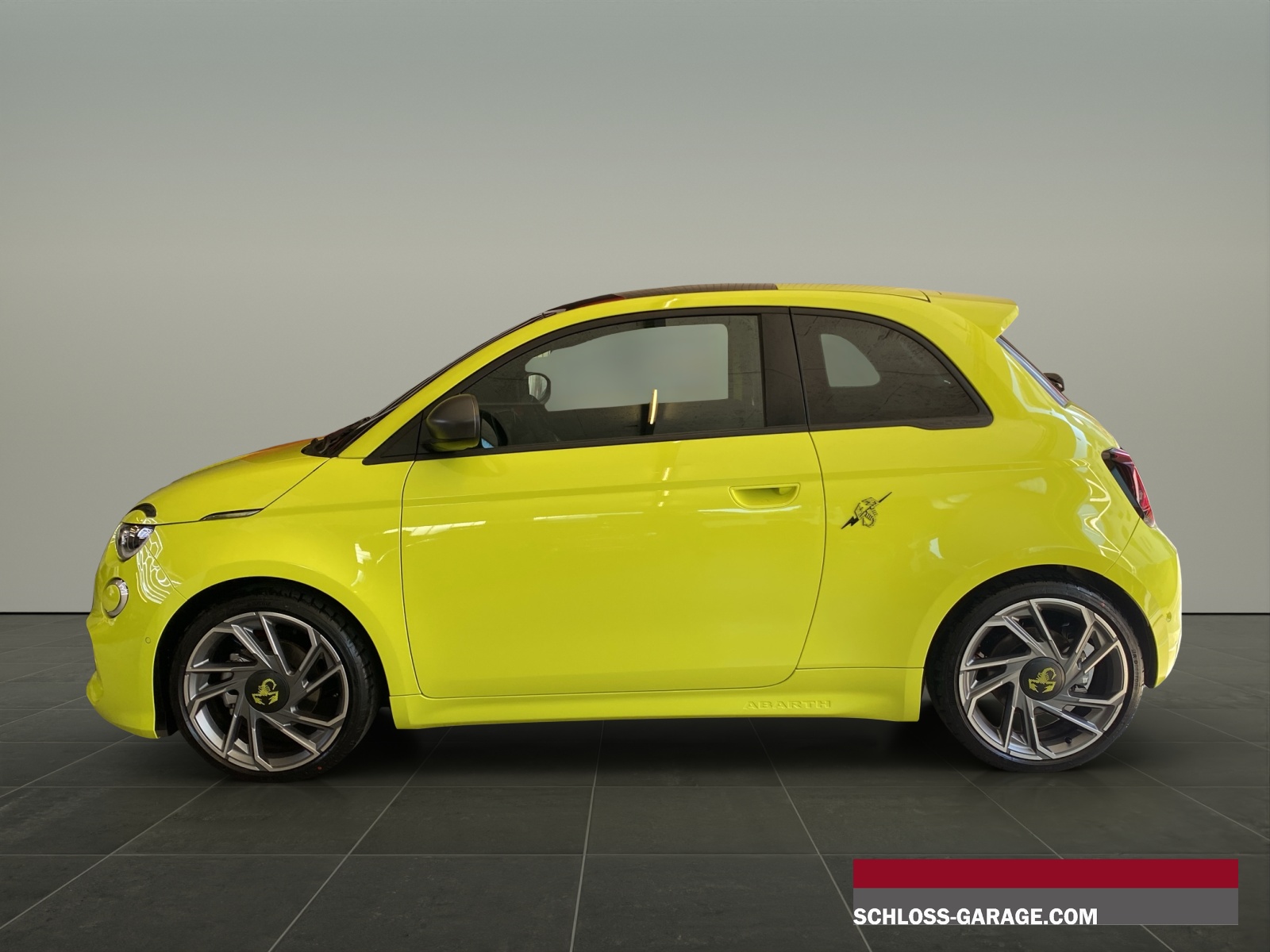 FIAT 500e Abarth Turismo-showroom-element-2