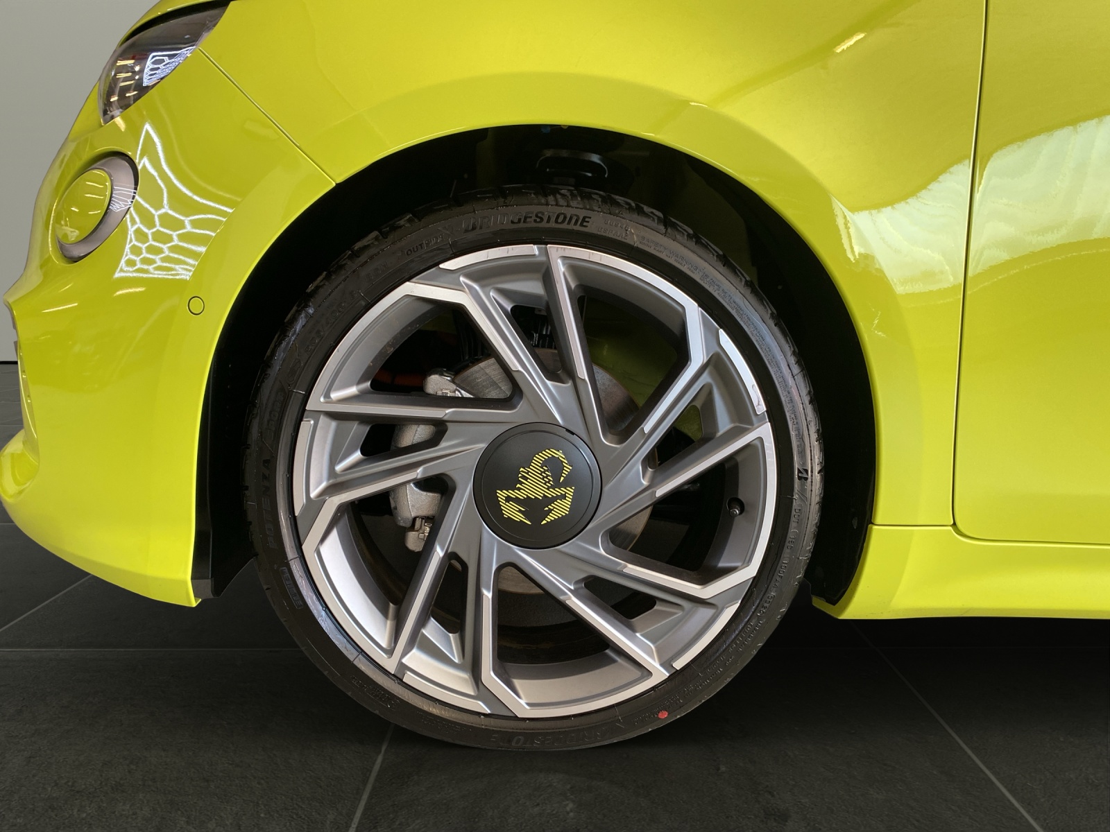 FIAT 500e Abarth Turismo-image-9