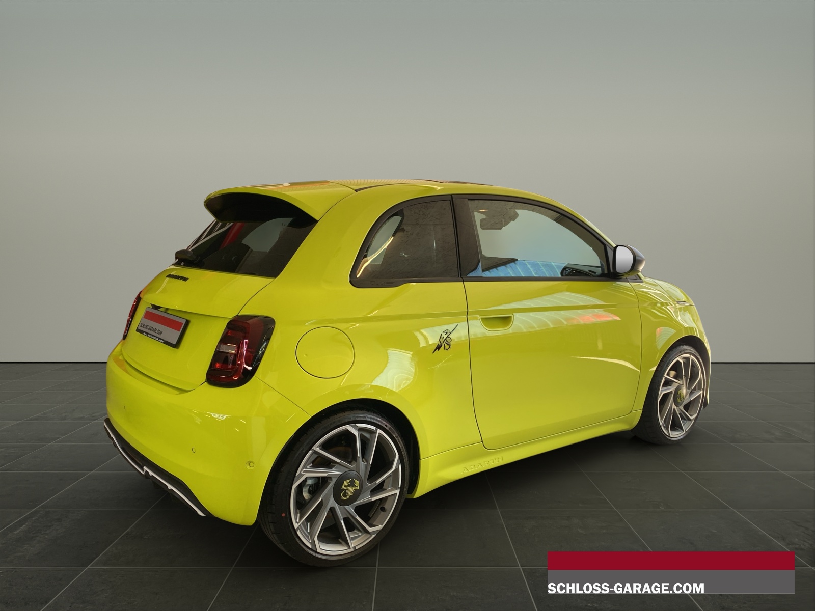 FIAT 500e Abarth Turismo-image-6