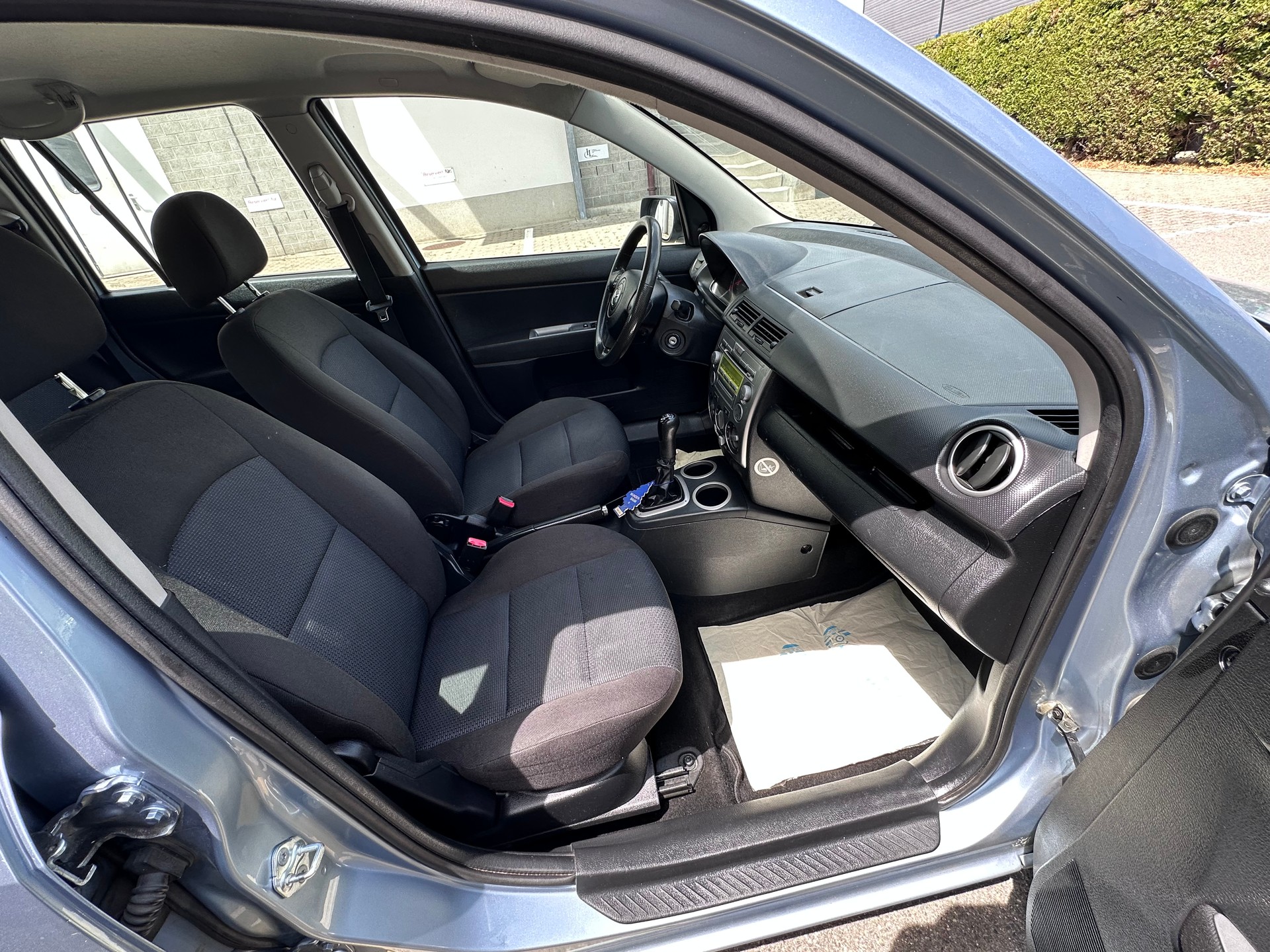 MAZDA 2 1.4i 16V Exclusive-image-10