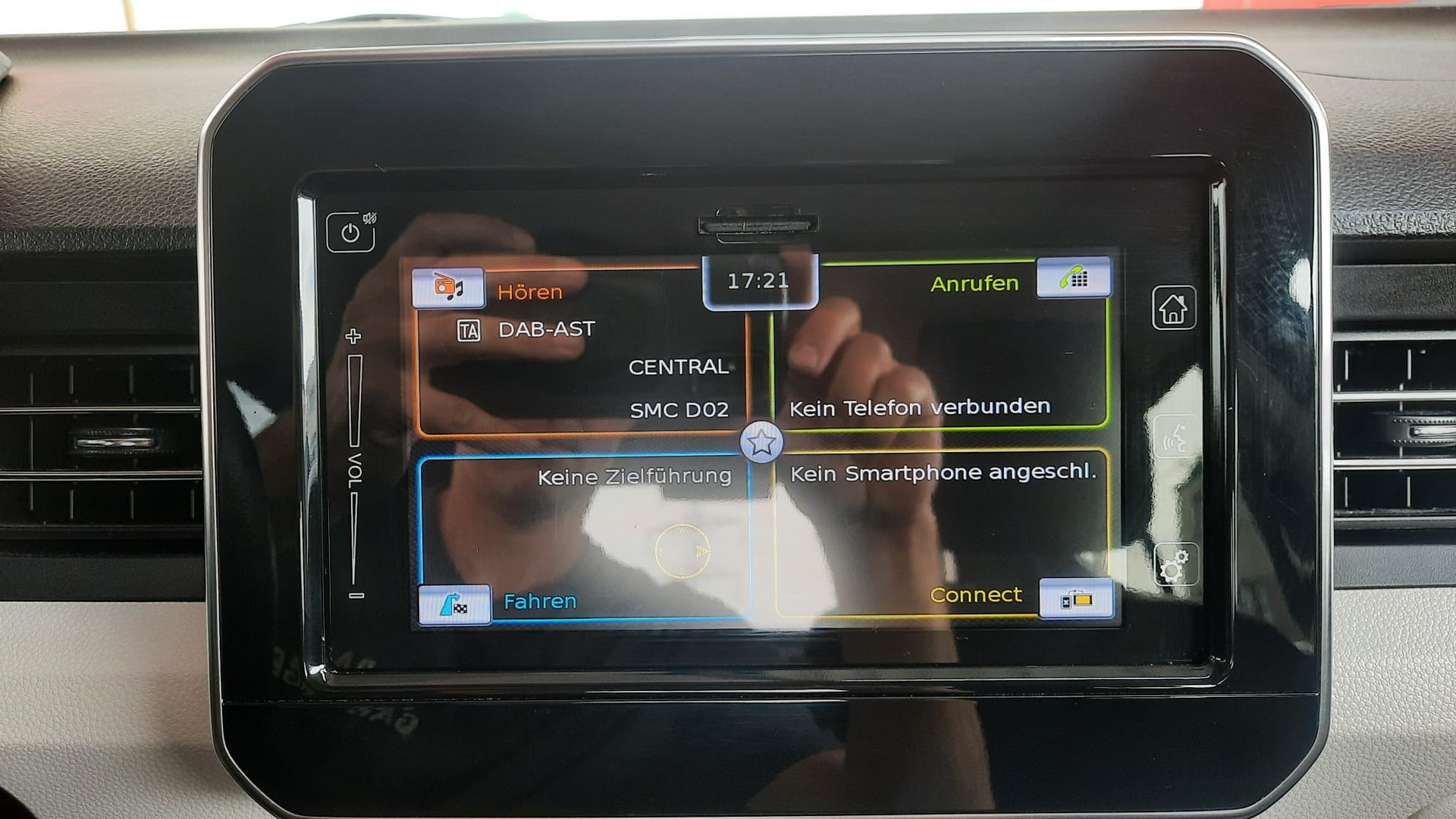 SUZUKI Ignis 1.2i Compact+ Hybrid 4x4-image-12