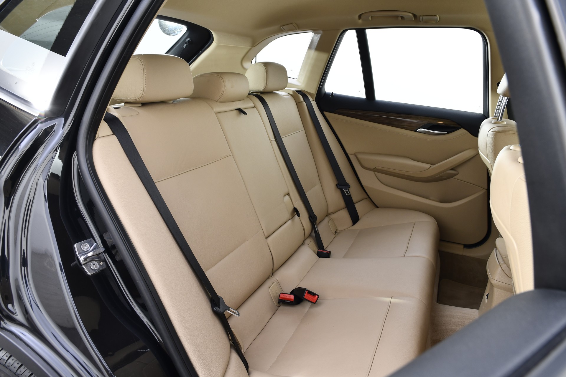 BMW X1 sDrive 20d Efficient-Dynamics Edition-image-17