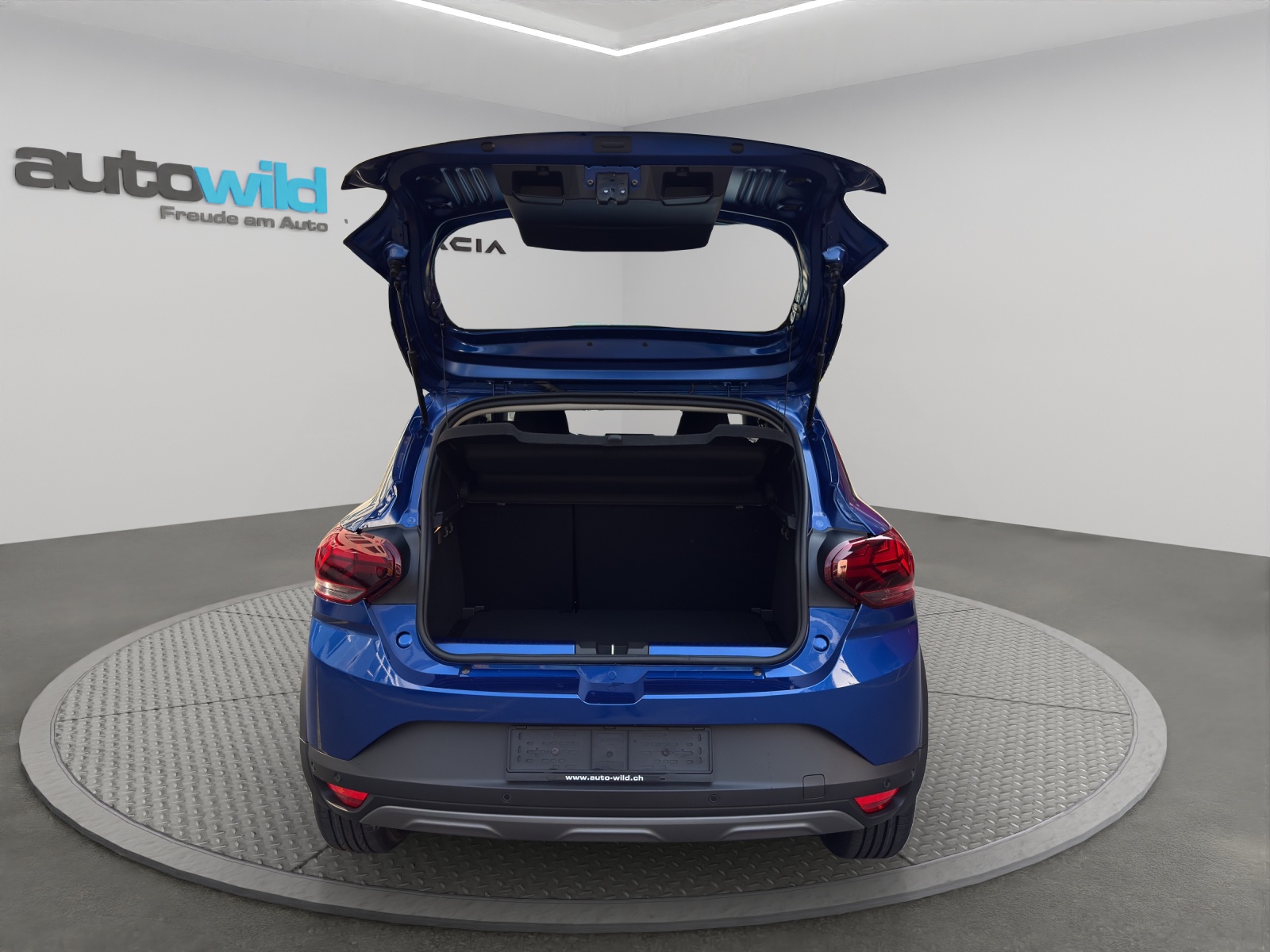 DACIA Sandero Stepway TCe 90 Extreme CVT-image-6