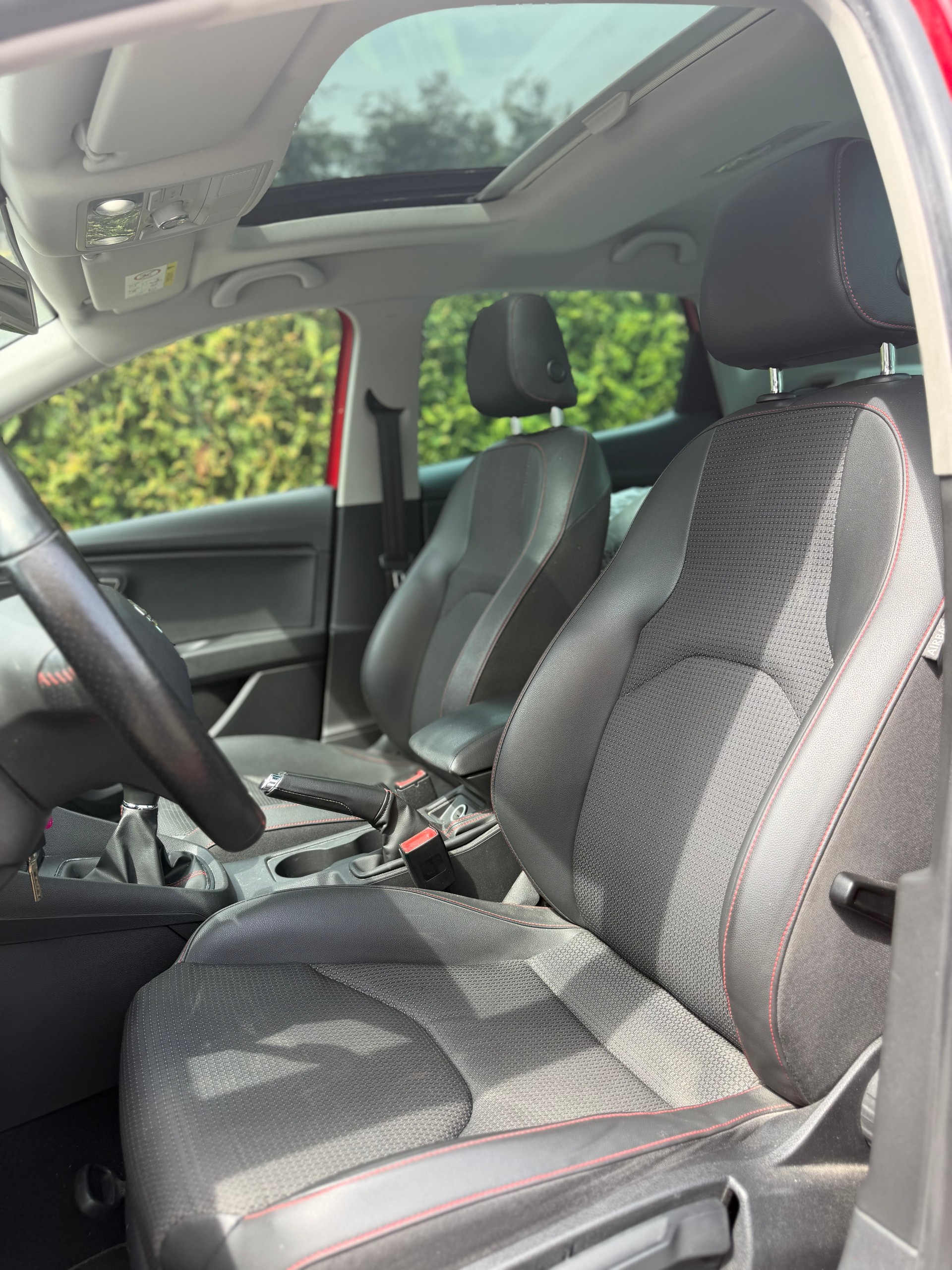 SEAT Leon 1.4 TSI FR-image-9