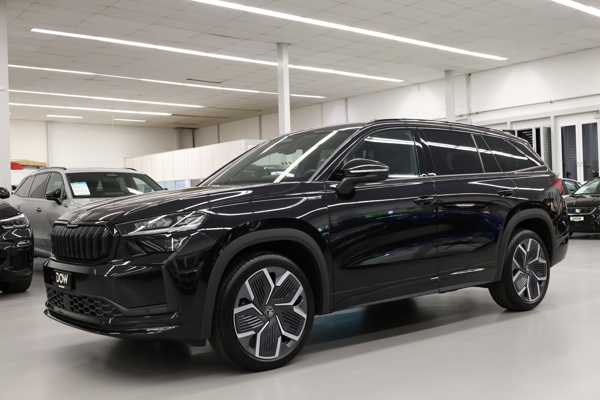 SKODA Kodiaq 2.0 TDI SportLine-showroom-element-2