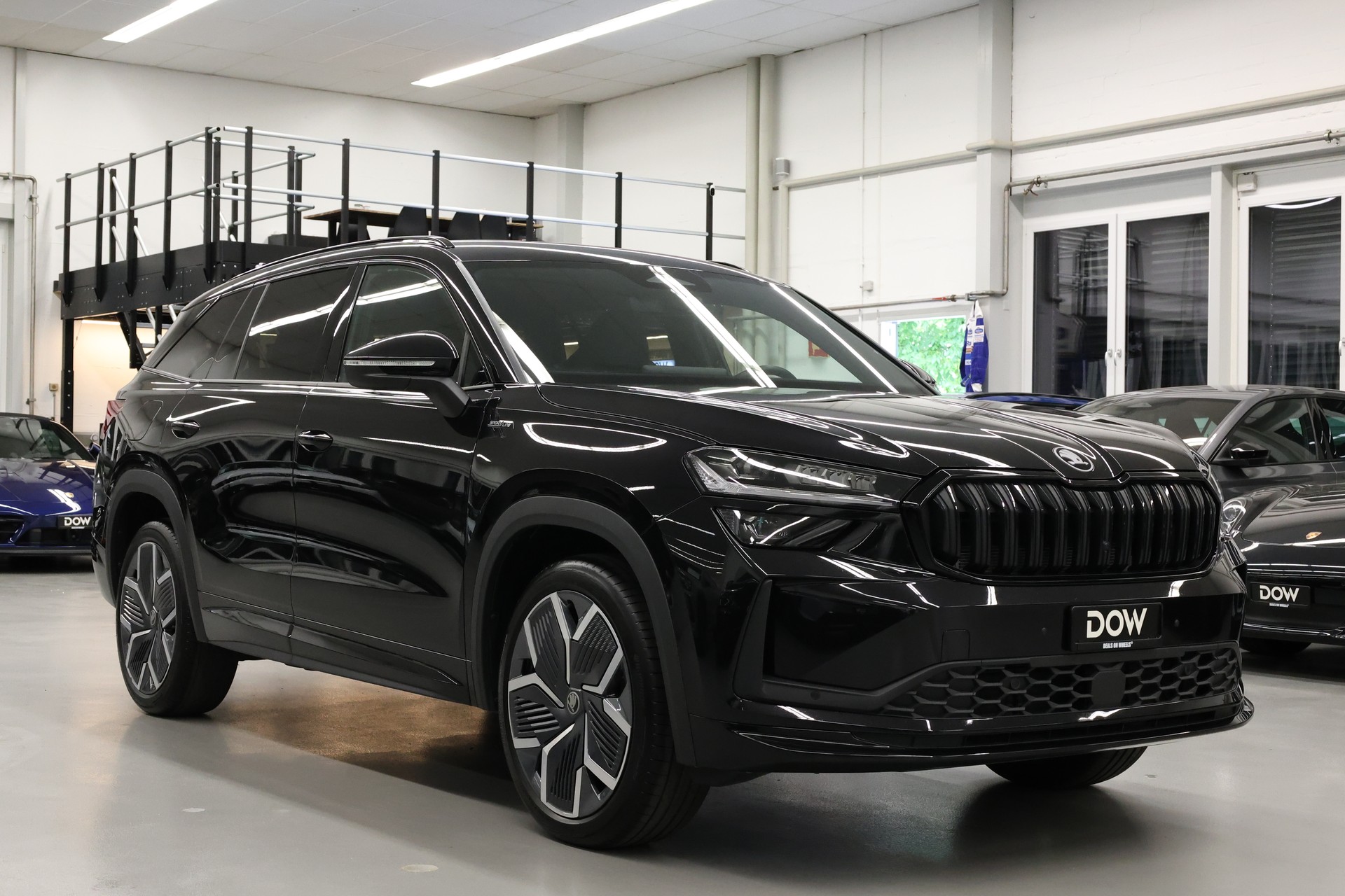 SKODA Kodiaq 2.0 TDI SportLine-showroom-element-1