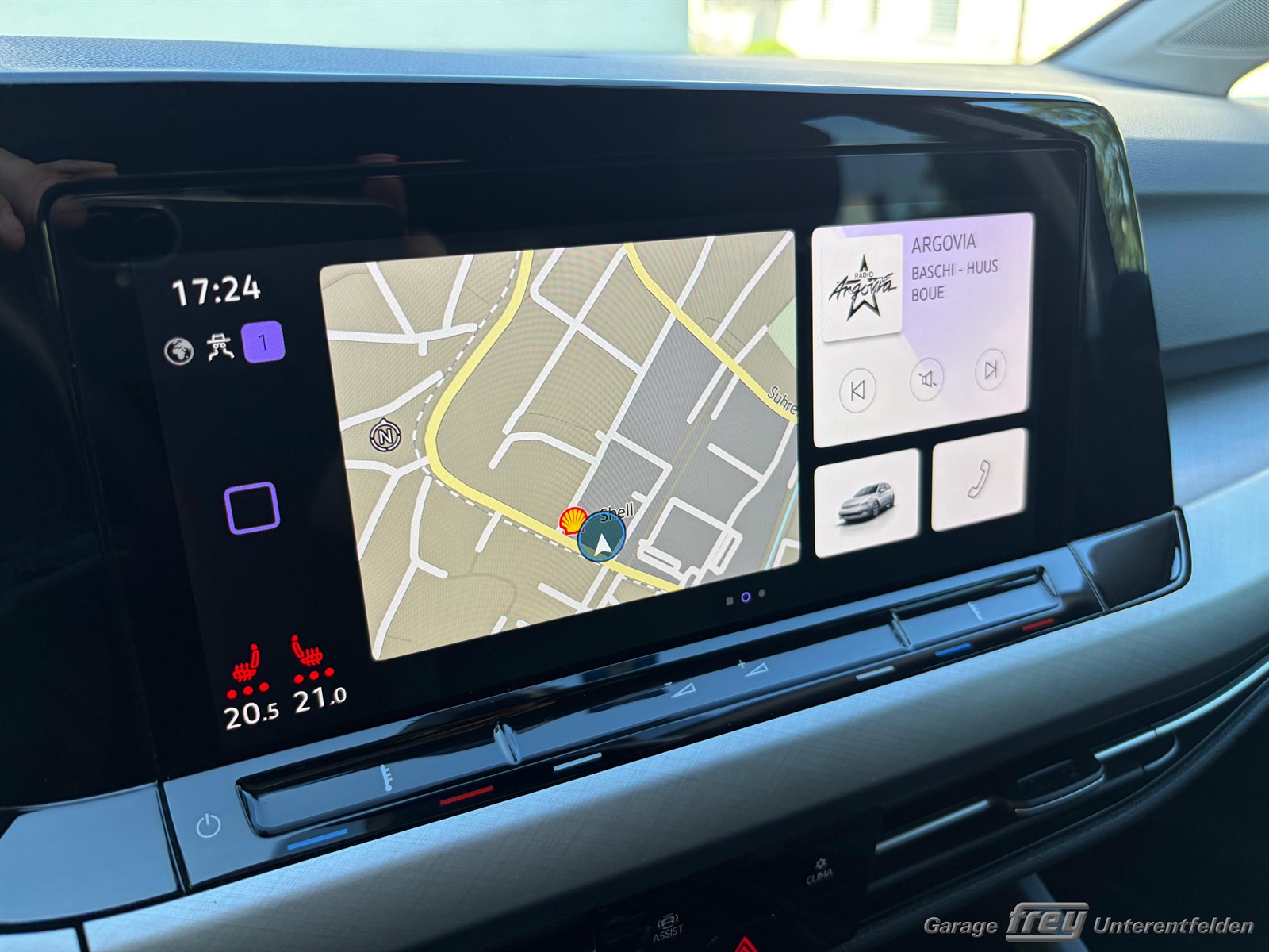 VW Golf 1.5 e TSI ACT Life DSG-image-11