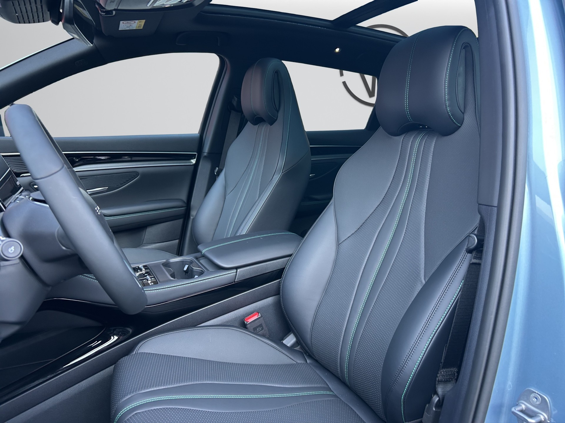 BYD Seal U DM-i Design AWD-image-8