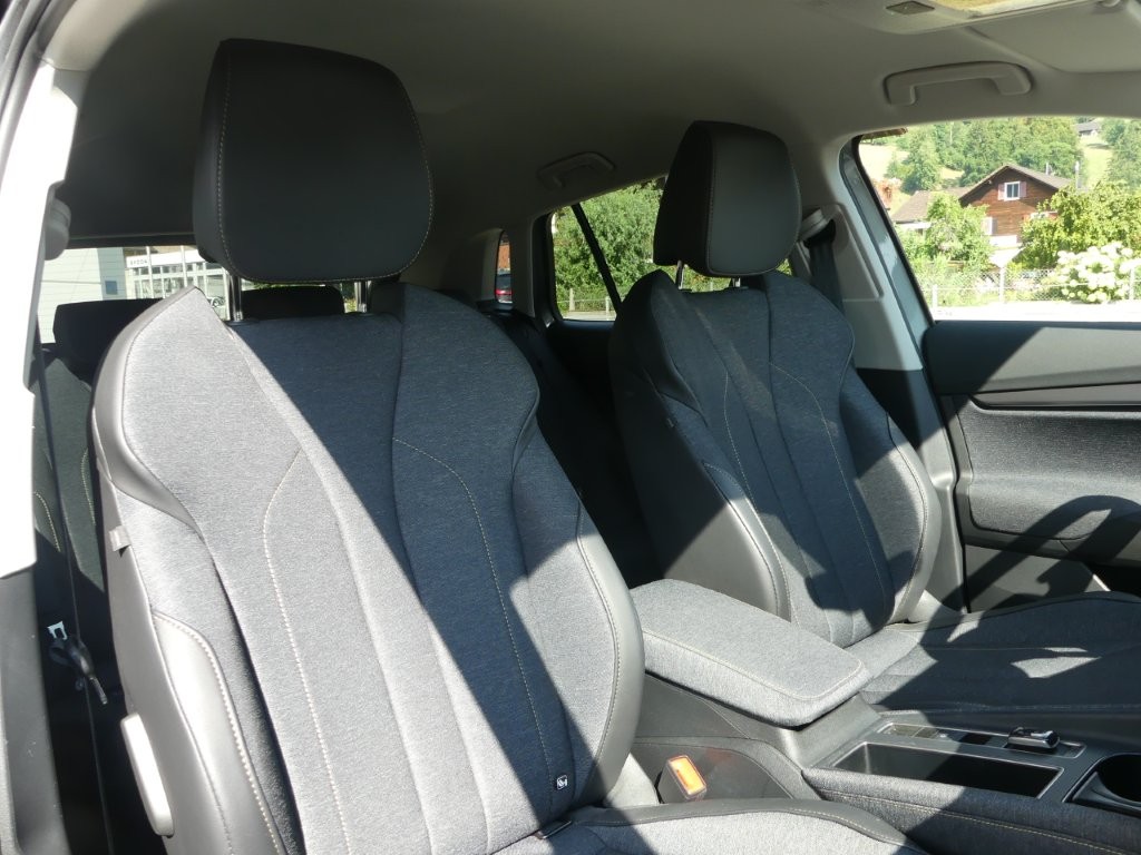 SKODA Elroq 85-image-10