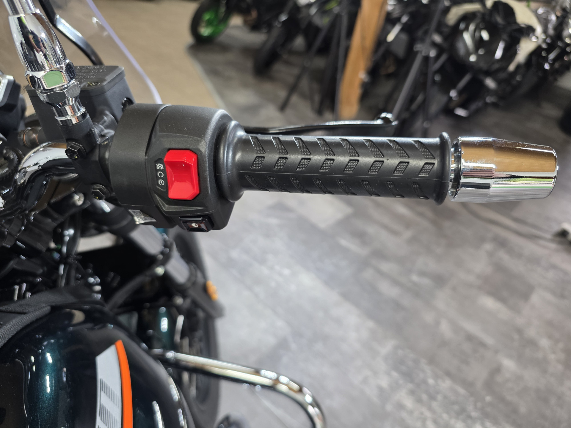 MOTO GUZZI V7 850 Special-image-8