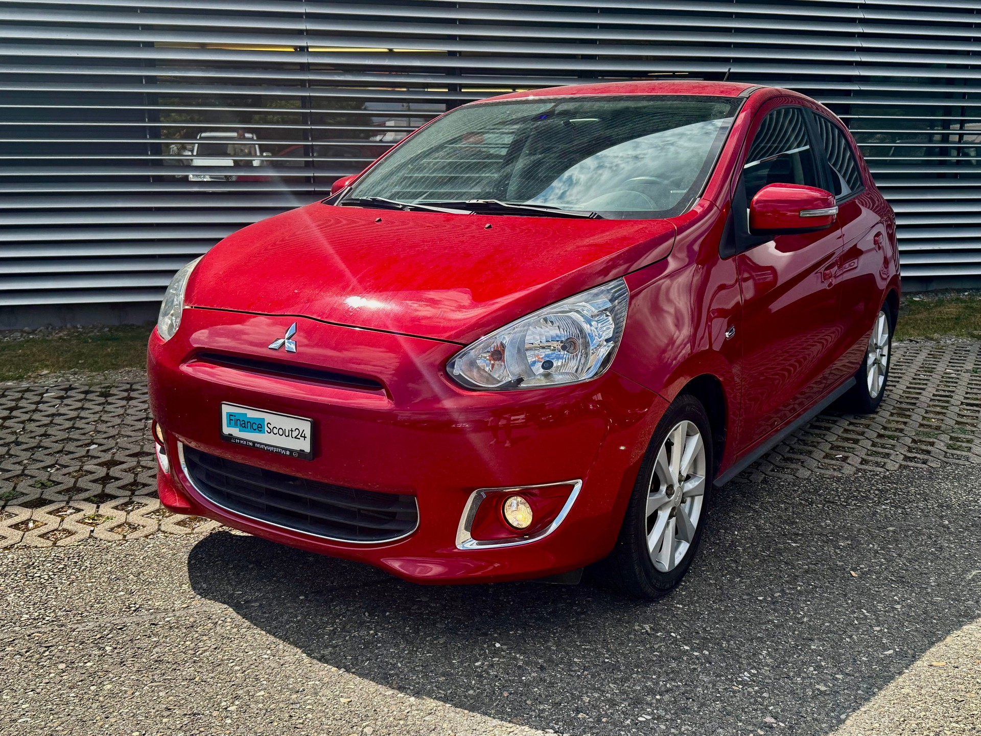 MITSUBISHI Space Star 1.2 Celebration 300K-image-11