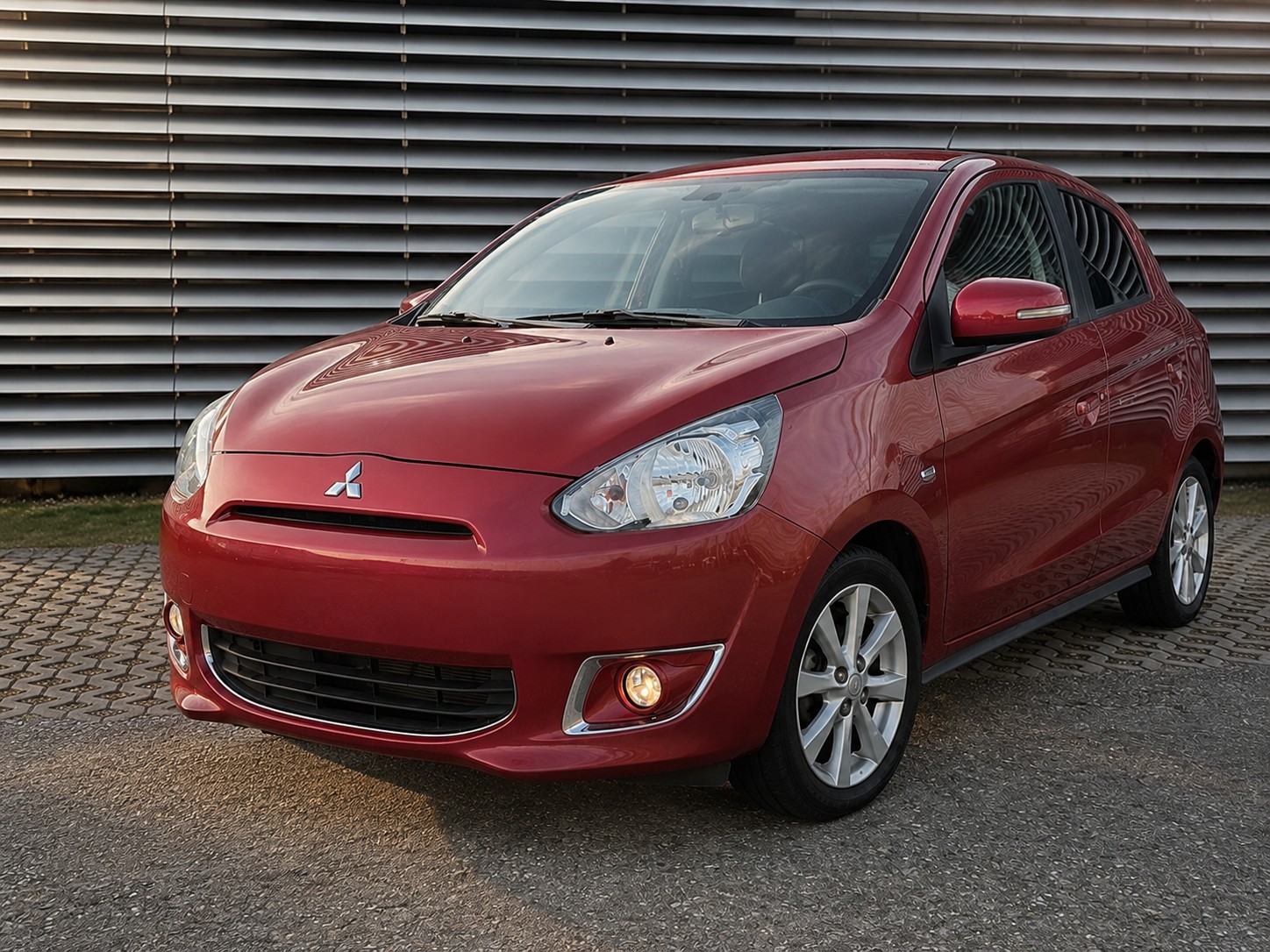 MITSUBISHI Space Star 1.2 Celebration 300K