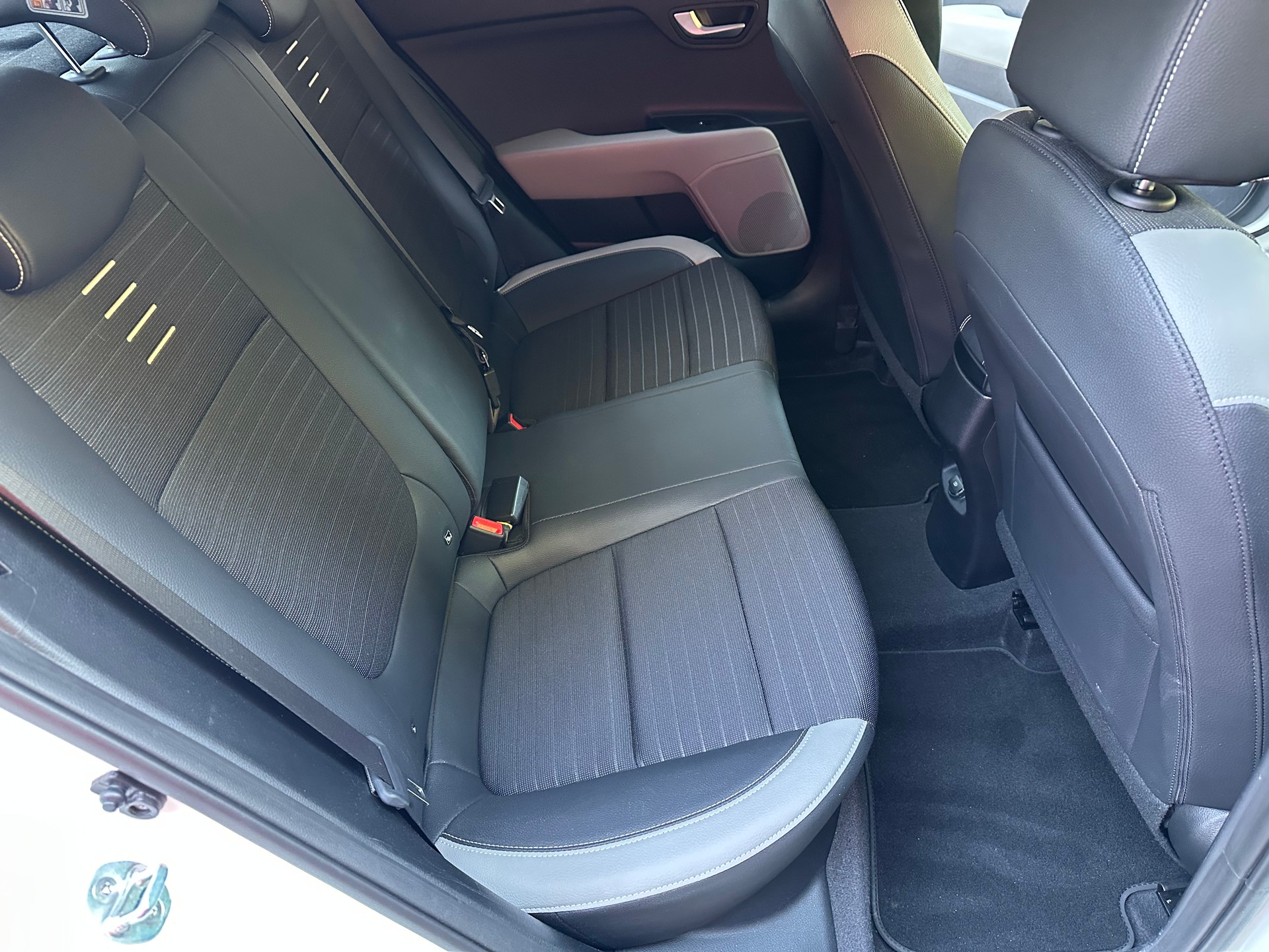 KIA Stonic 1.0 T-GDi FIXPREIS-image-21