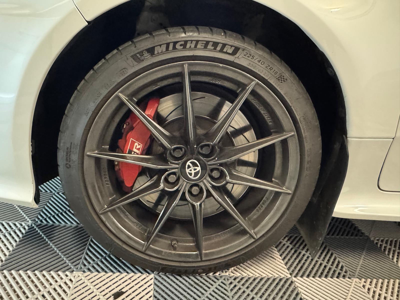TOYOTA Yaris 1.6 GR Sport-image-25