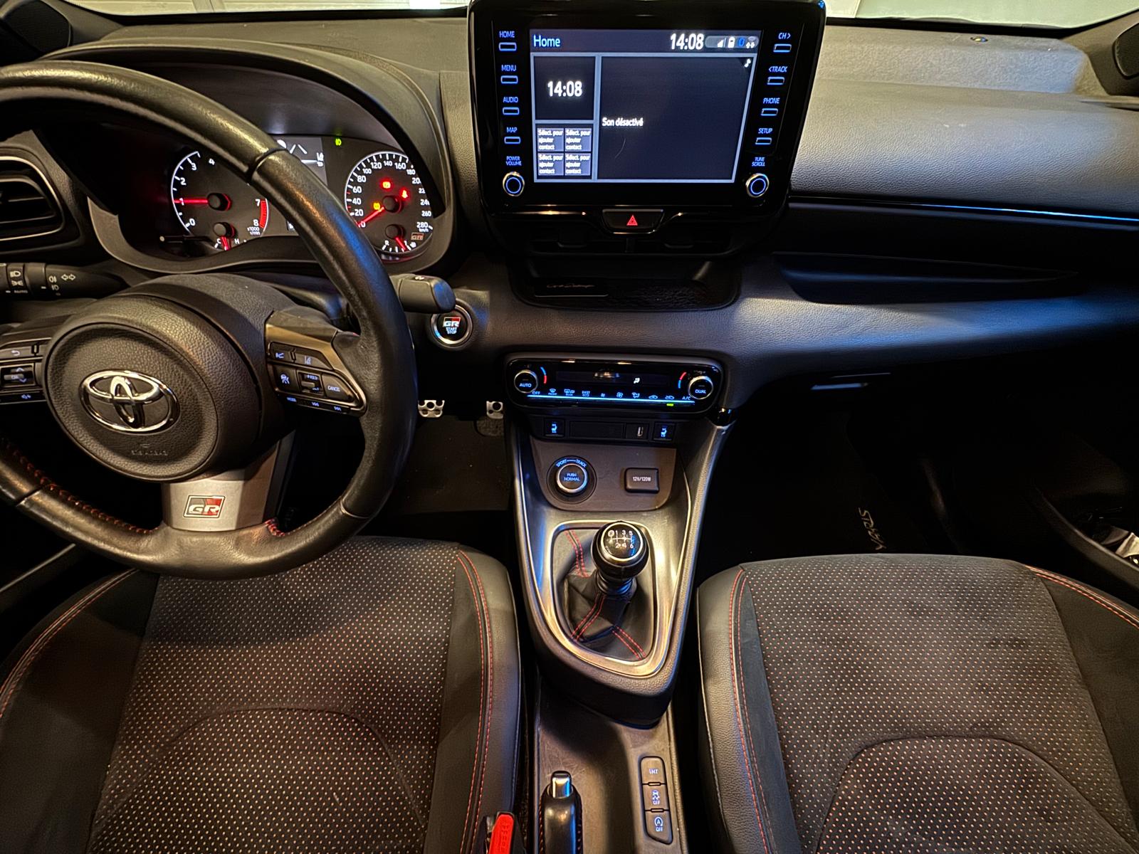 TOYOTA Yaris 1.6 GR Sport-image-13