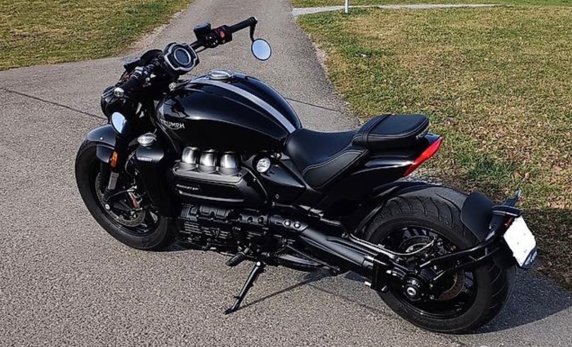 TRIUMPH Rocket 3 R Black Edition – Zard-Auspuff-image-3