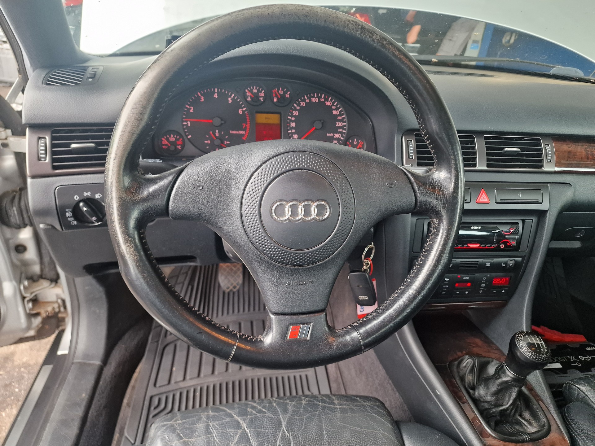 AUDI A6 Avant 2.7 T quattro Advance gepflegt AHK MFK Neu 12Mt Gara-image-9