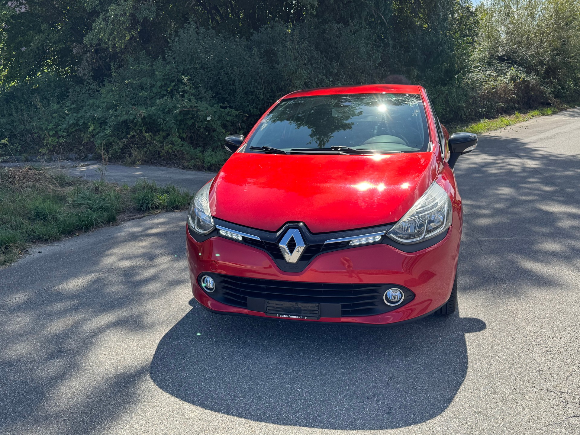 RENAULT Clio 0.9 12V Swiss Edition