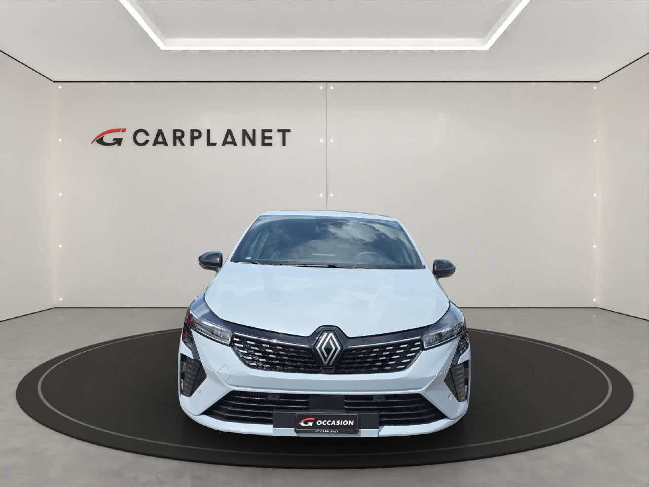 RENAULT Clio 1.0 TCe techno CVT-showroom-element-1