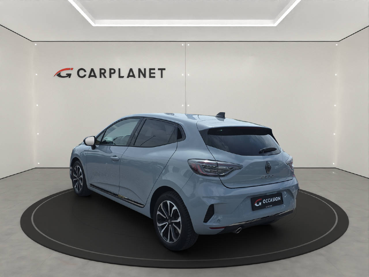 RENAULT Clio 1.0 TCe techno CVT-showroom-element-3