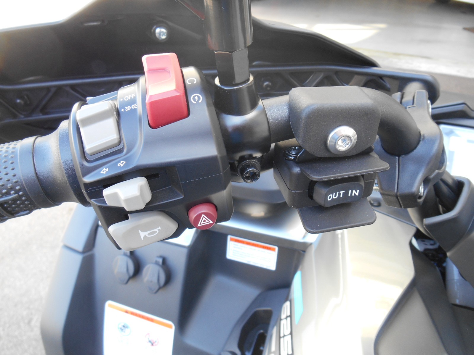 CF MOTO C Force 625 DLXEPS 4x4-image-11