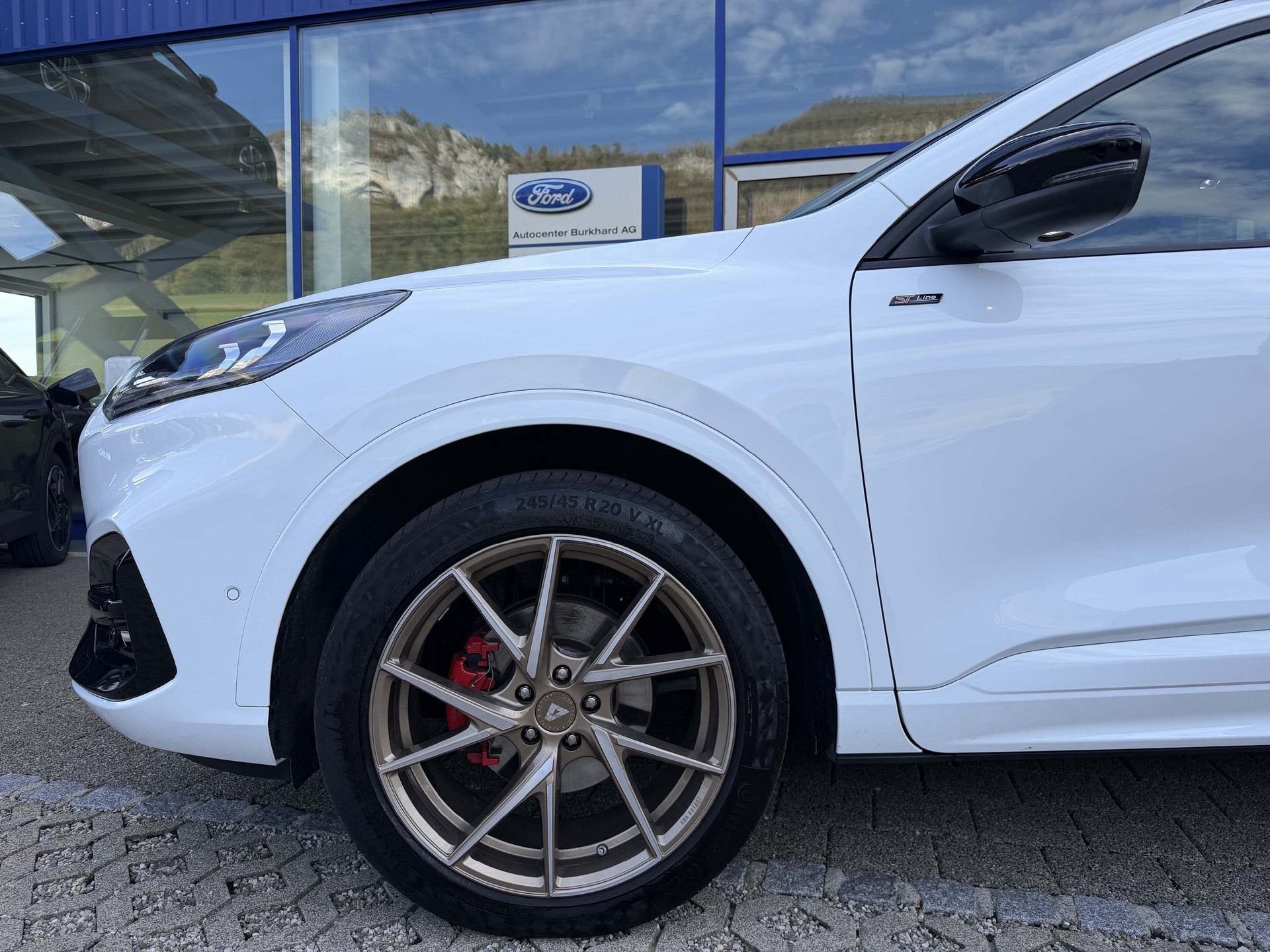 FORD Kuga 2.5 Hybrid ST-Line X 4x4-image-13