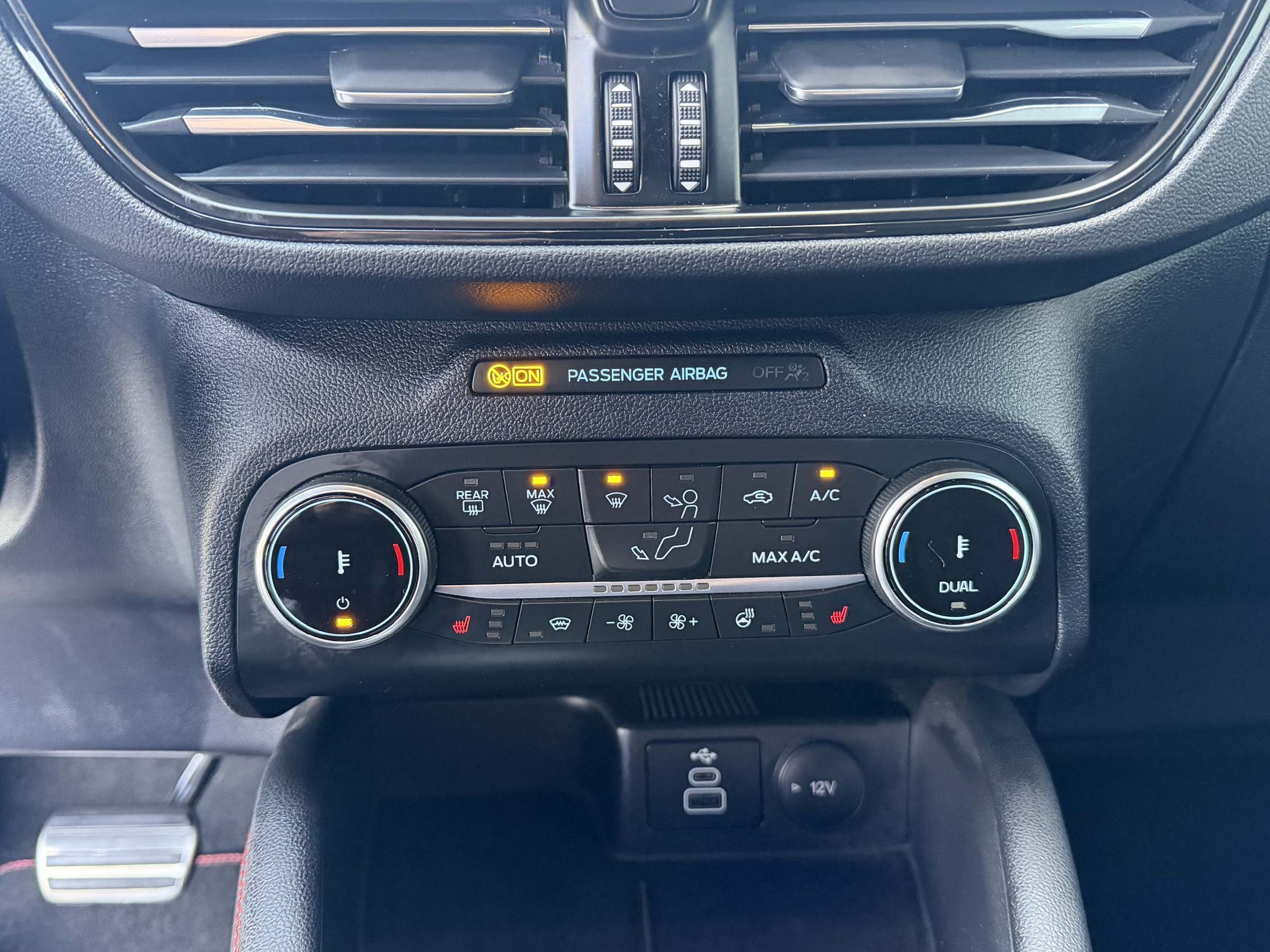 FORD Kuga 2.5 Hybrid ST-Line X 4x4-image-8