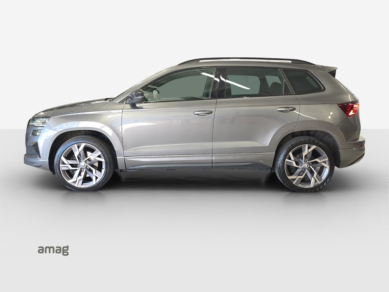 SKODA Karoq 2.0 TDI CR Sport Line 4x4 DSG-showroom-element-1