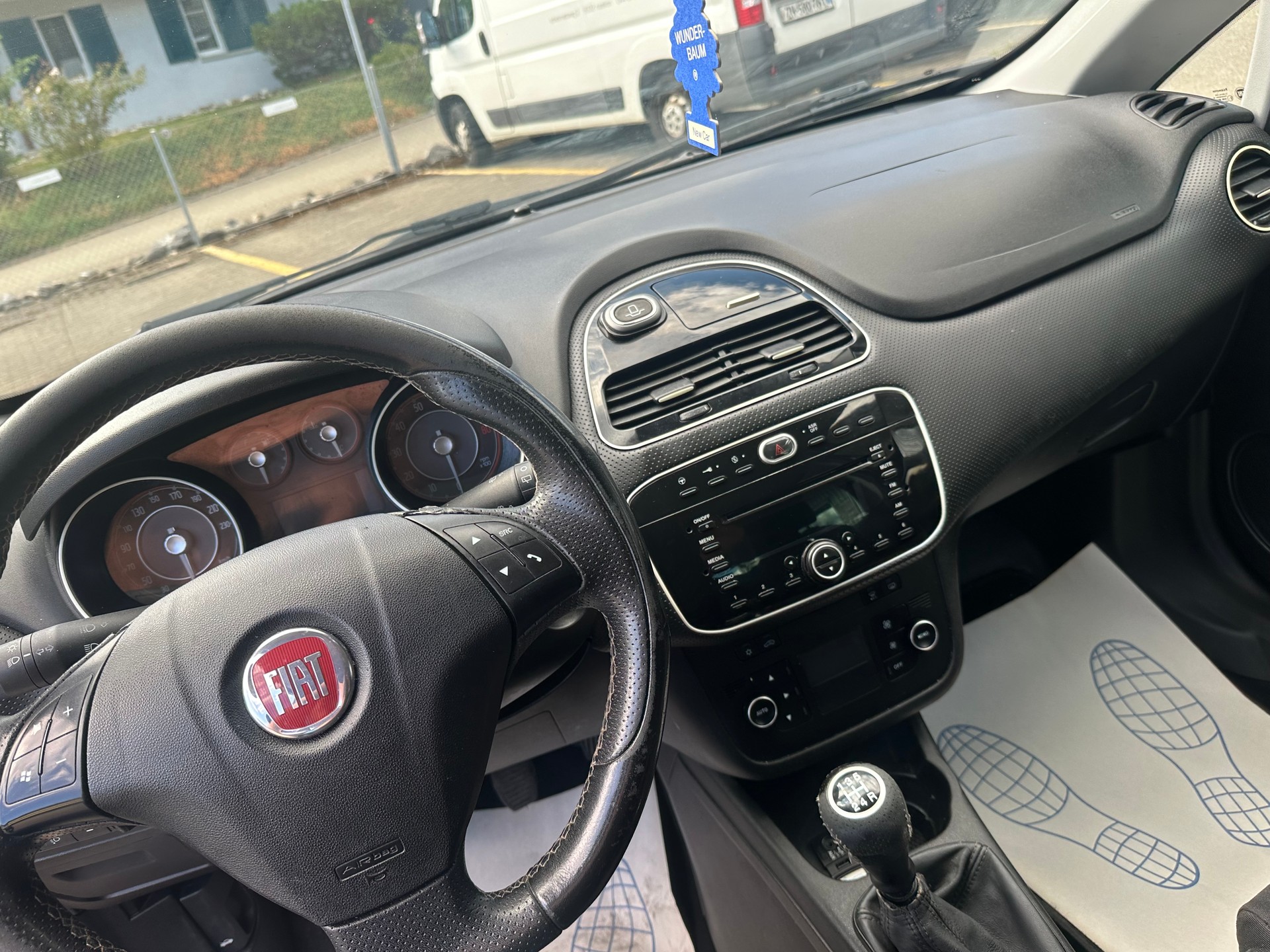 FIAT Punto Evo 1.4 16V Turbo Sport-image-9