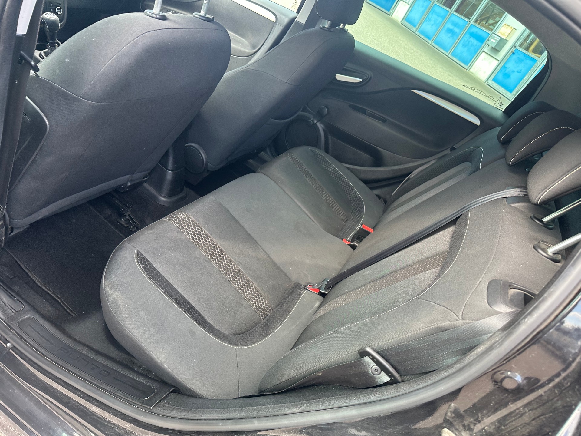 FIAT Punto Evo 1.4 16V Turbo Sport-image-11