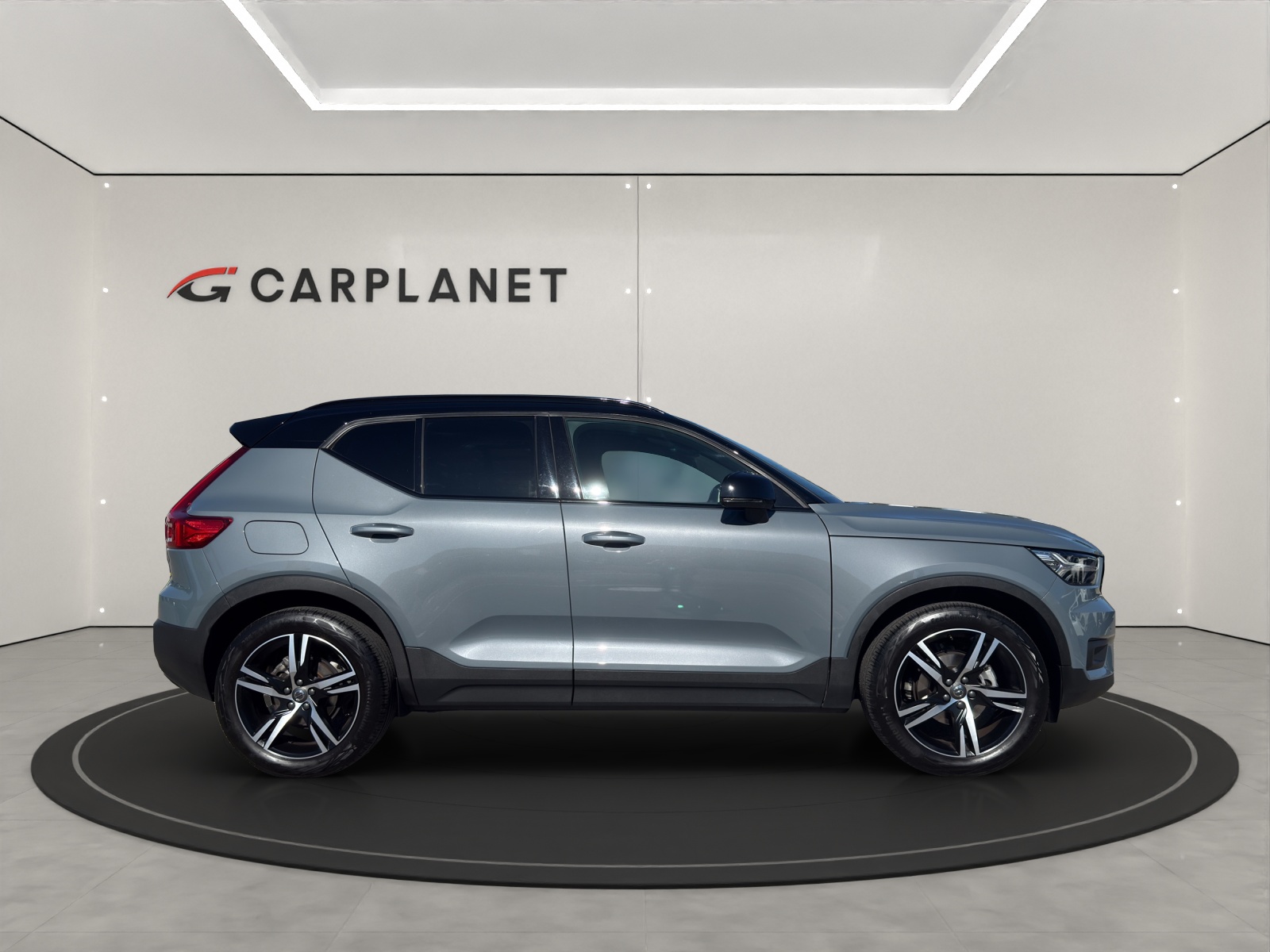 VOLVO XC40 T3 R-Design Geartronic-showroom-element-2