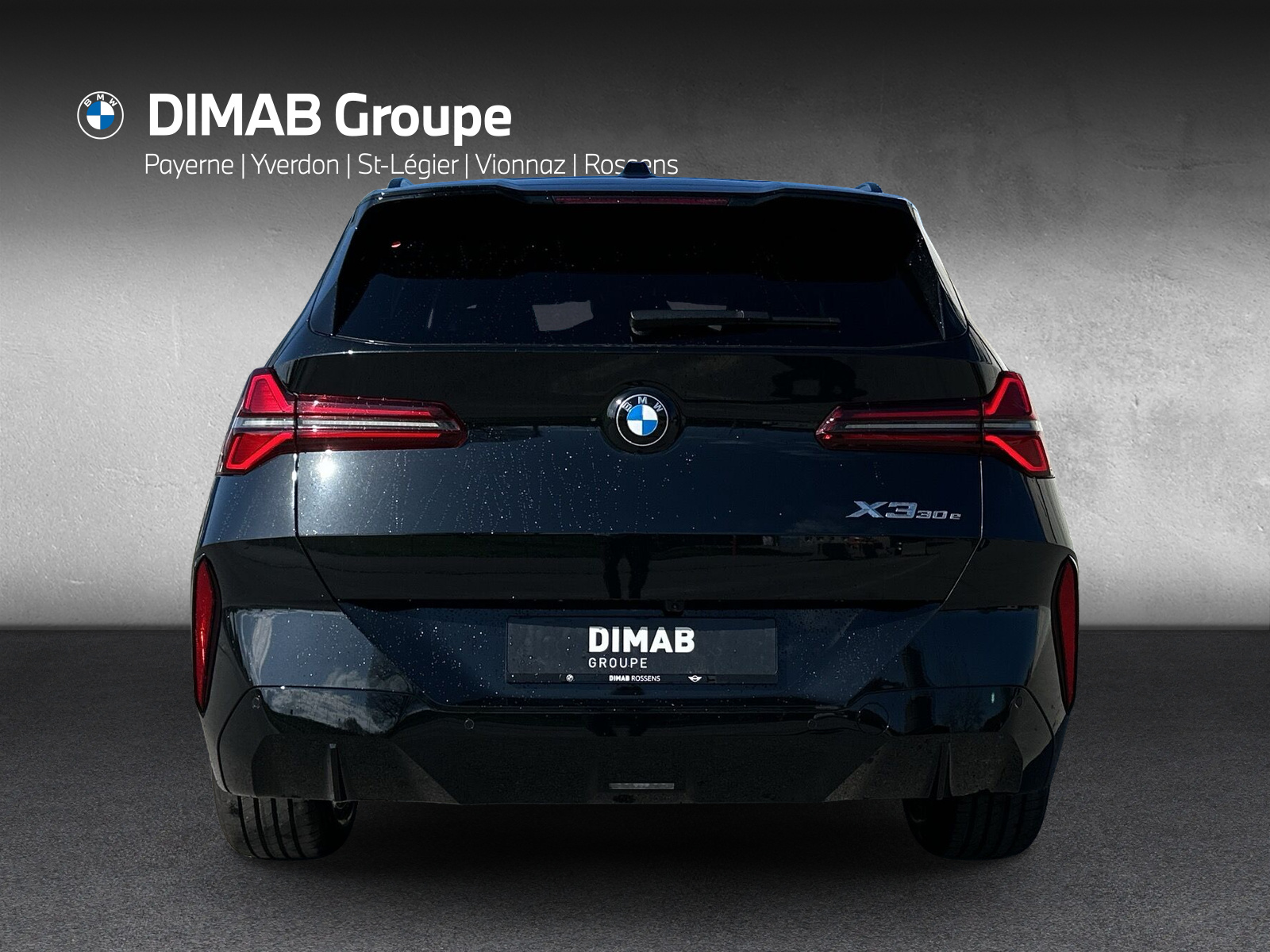BMW X3 xDrive 30e M Sport Pro-showroom-element-3