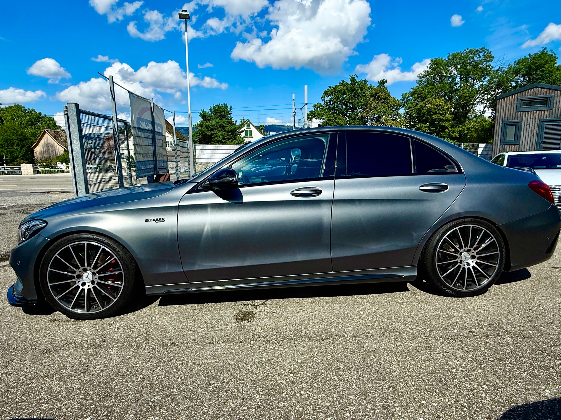 MERCEDES-BENZ C 43 AMG 4Matic 9G-Tronic AMG-Performance-Abgasanlage-showroom-element-2