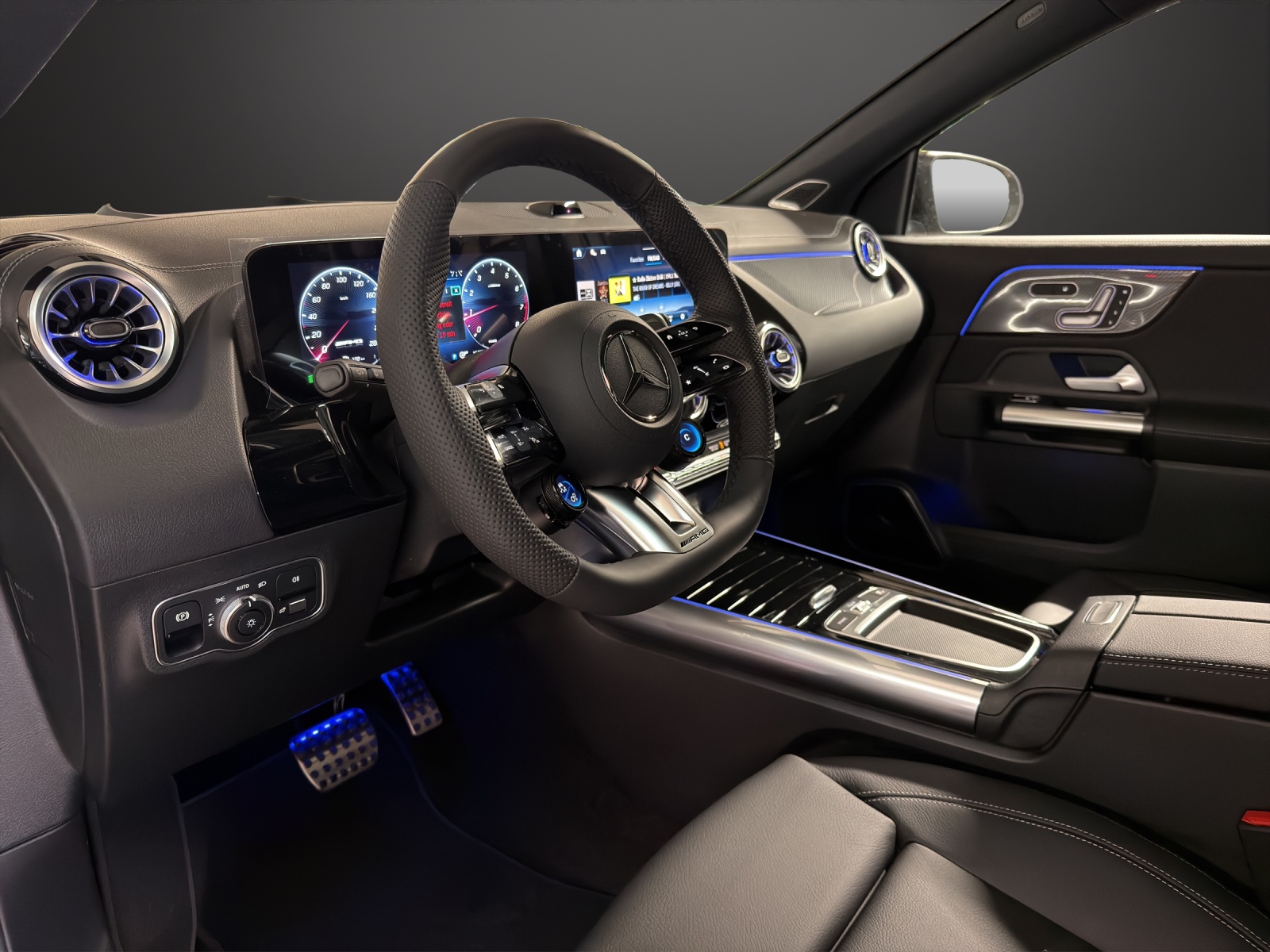 MERCEDES-BENZ AMG GLA 35 4MATIC-image-6