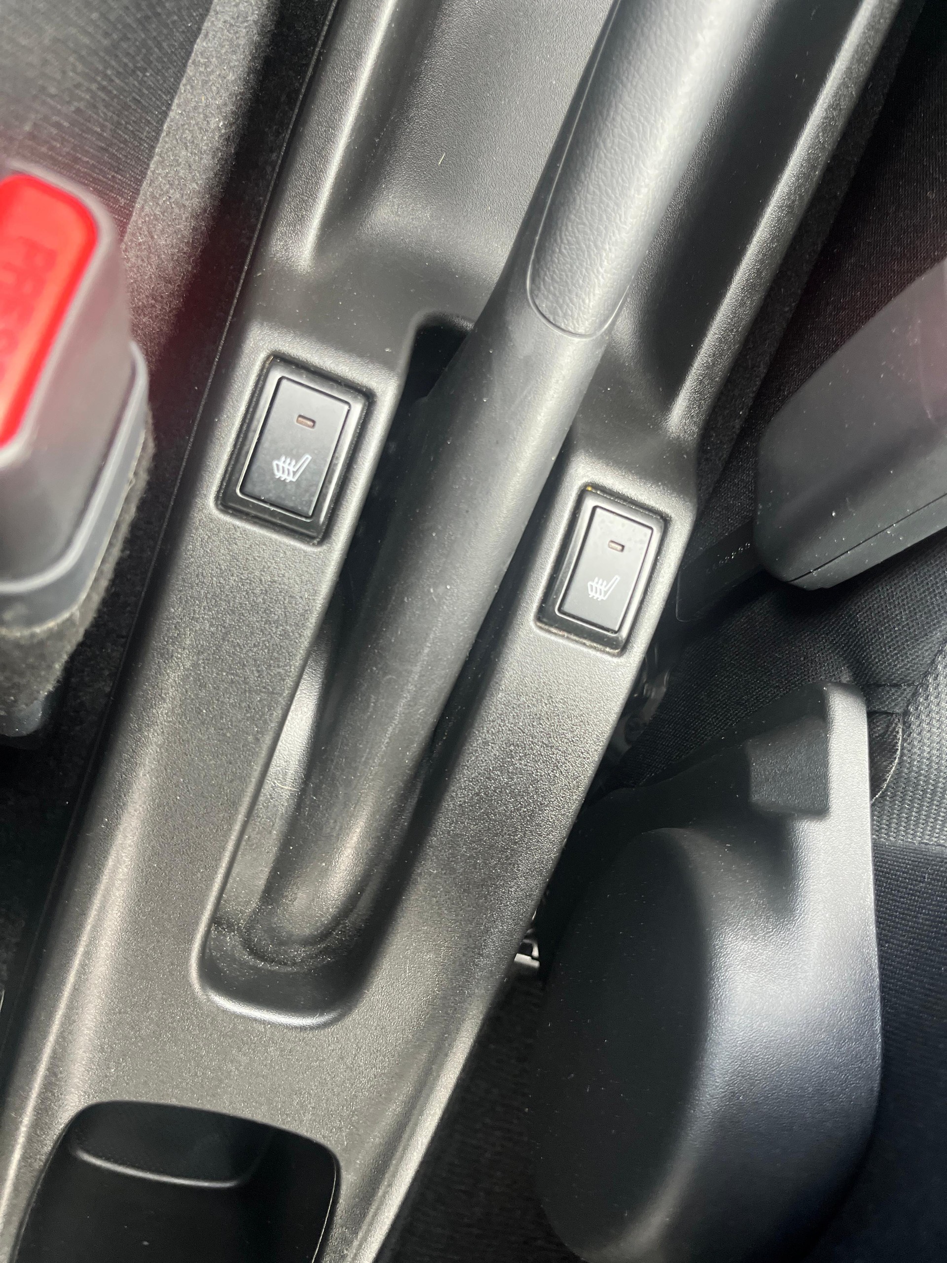 SUZUKI Swift 1.2 Compact+ Hybrid 4x4-image-19