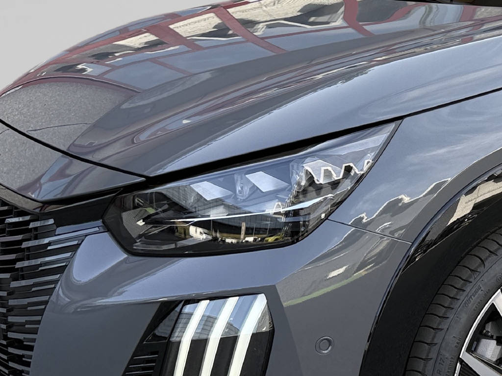 PEUGEOT 208 Hybrid 145 e-DCS6 GT Exclusive-image-11