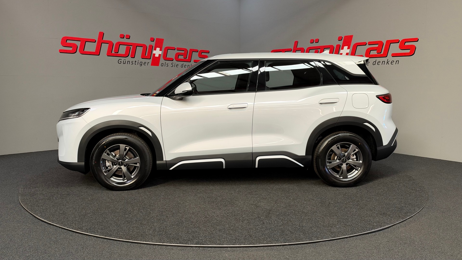 BYD Atto 2 DM-i Active-showroom-element-2
