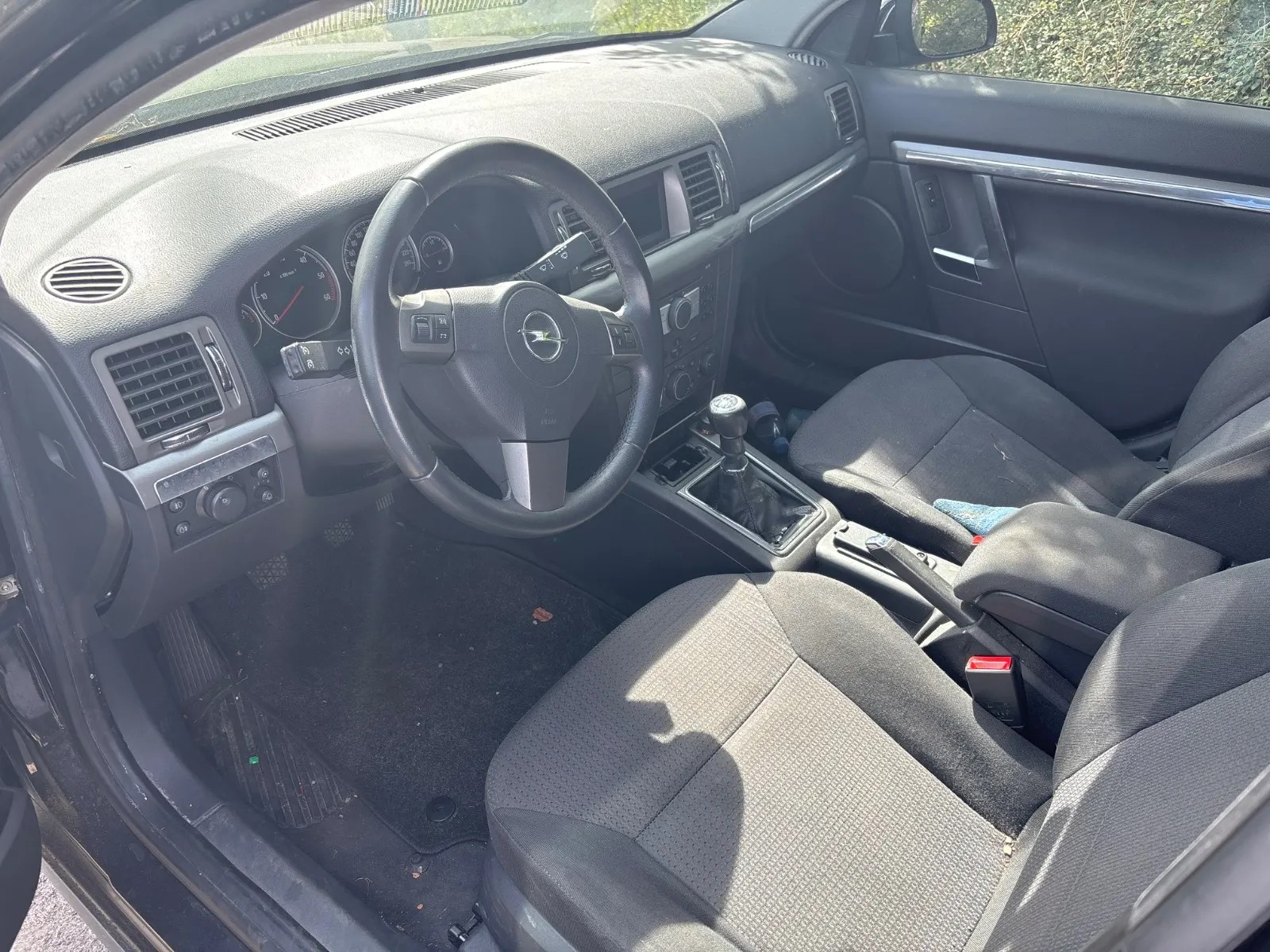 OPEL VECTRA-image-1