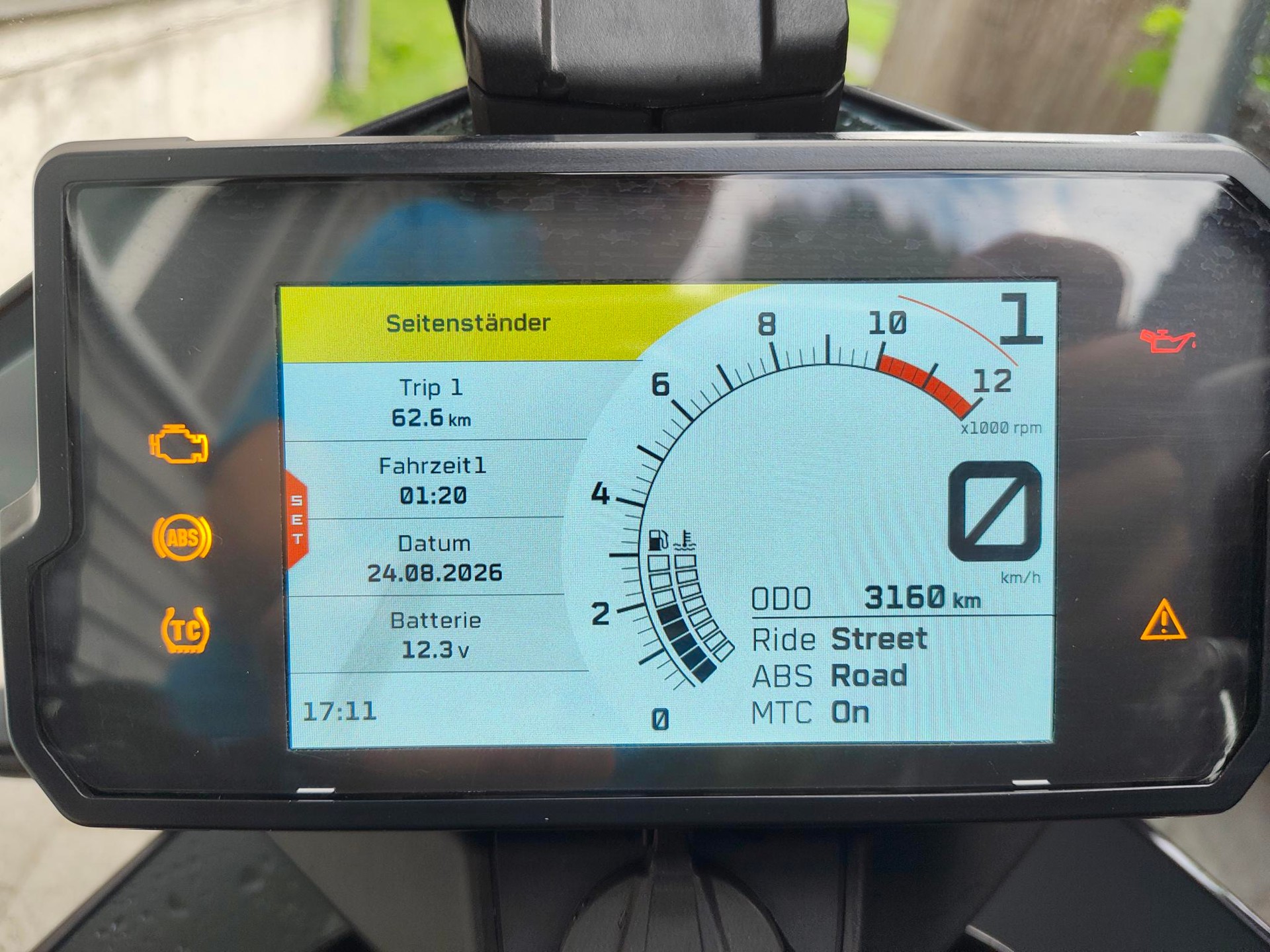 KTM 390 Adventure-image-1