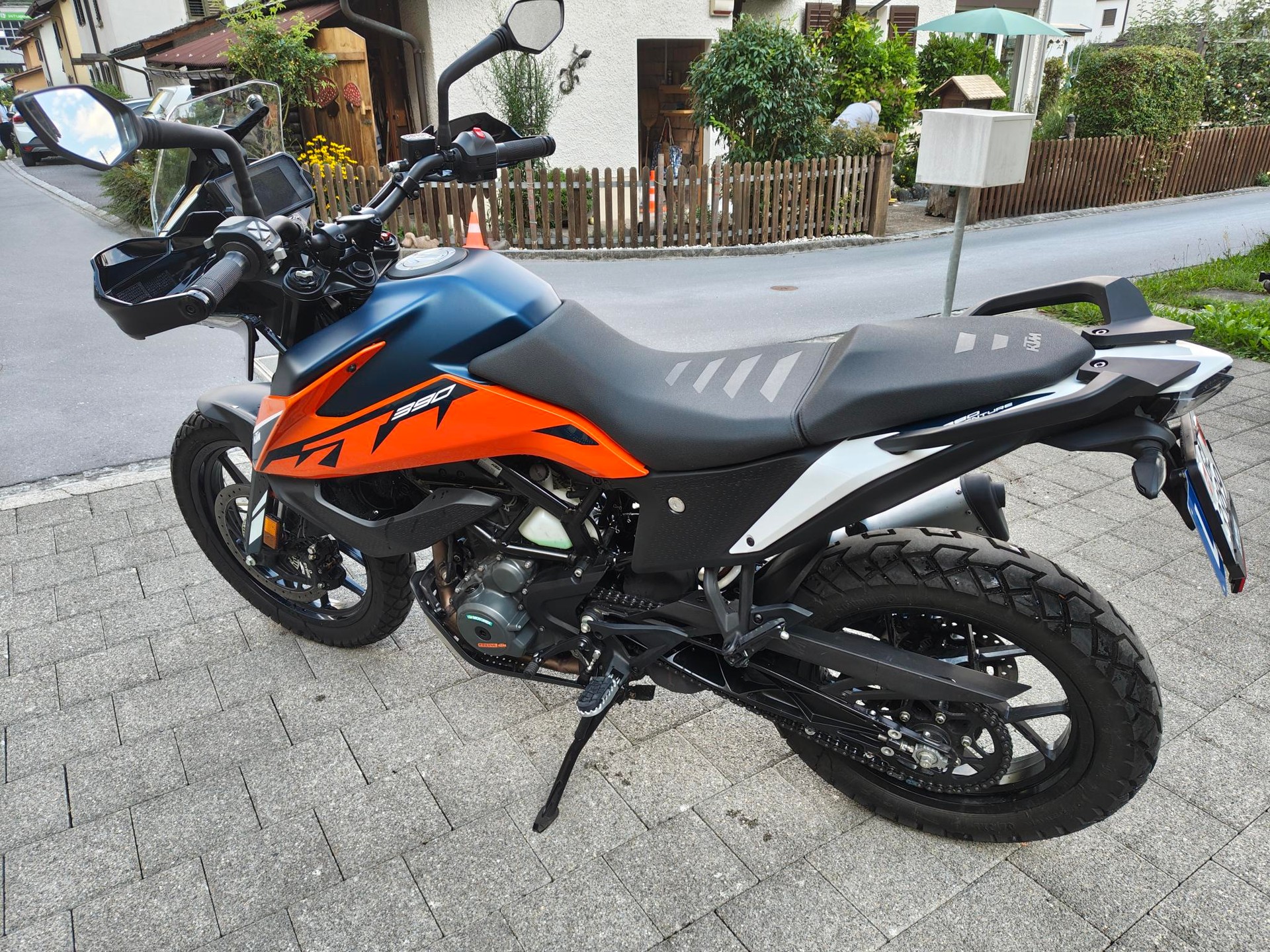 KTM 390 Adventure-image-3