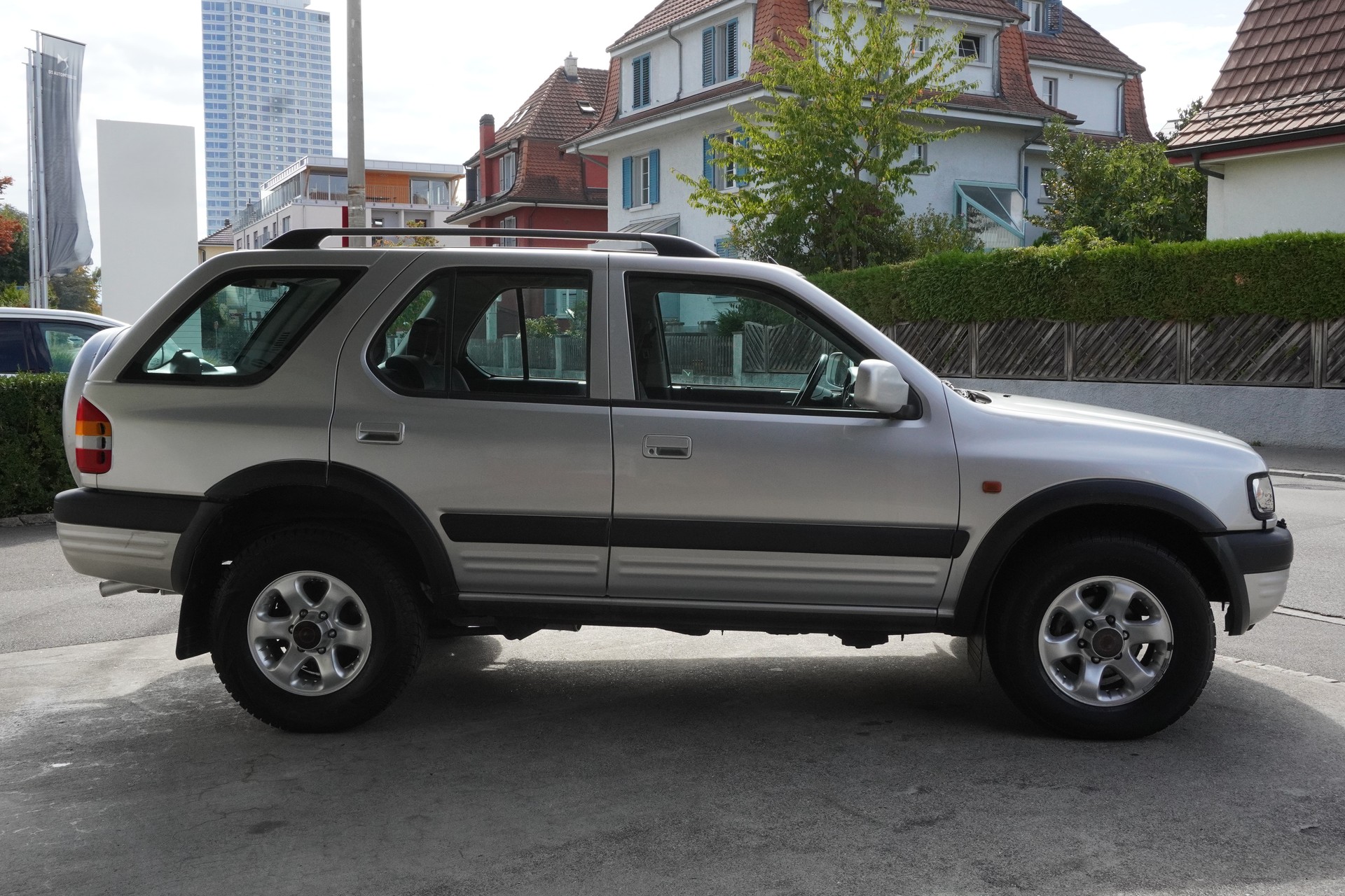 OPEL Frontera 3.2i V6 Limited-image-4