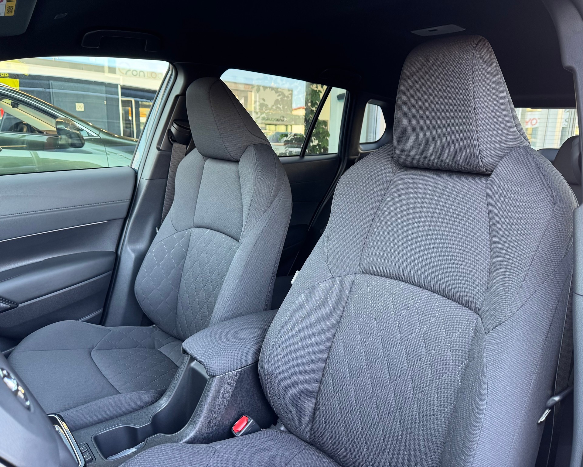 TOYOTA Corolla Cross 2.0 Trend e-CVT-image-13